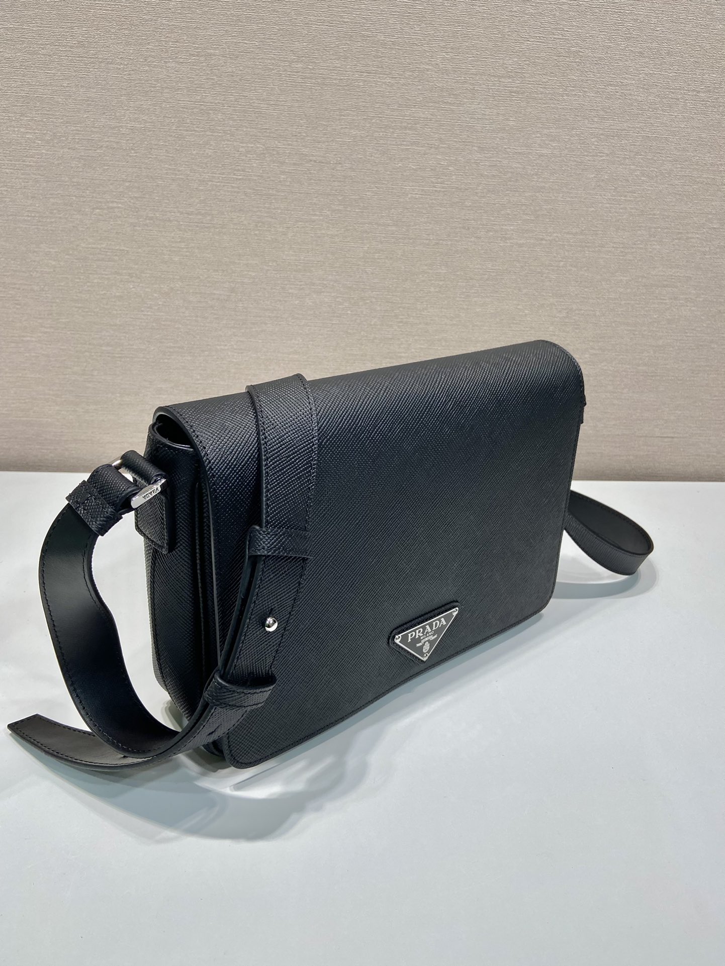 Prada Saffiano Leather Messenger Bag - Magnetic Buckle & Adjustable Strap 3 i1715484161 3043 1