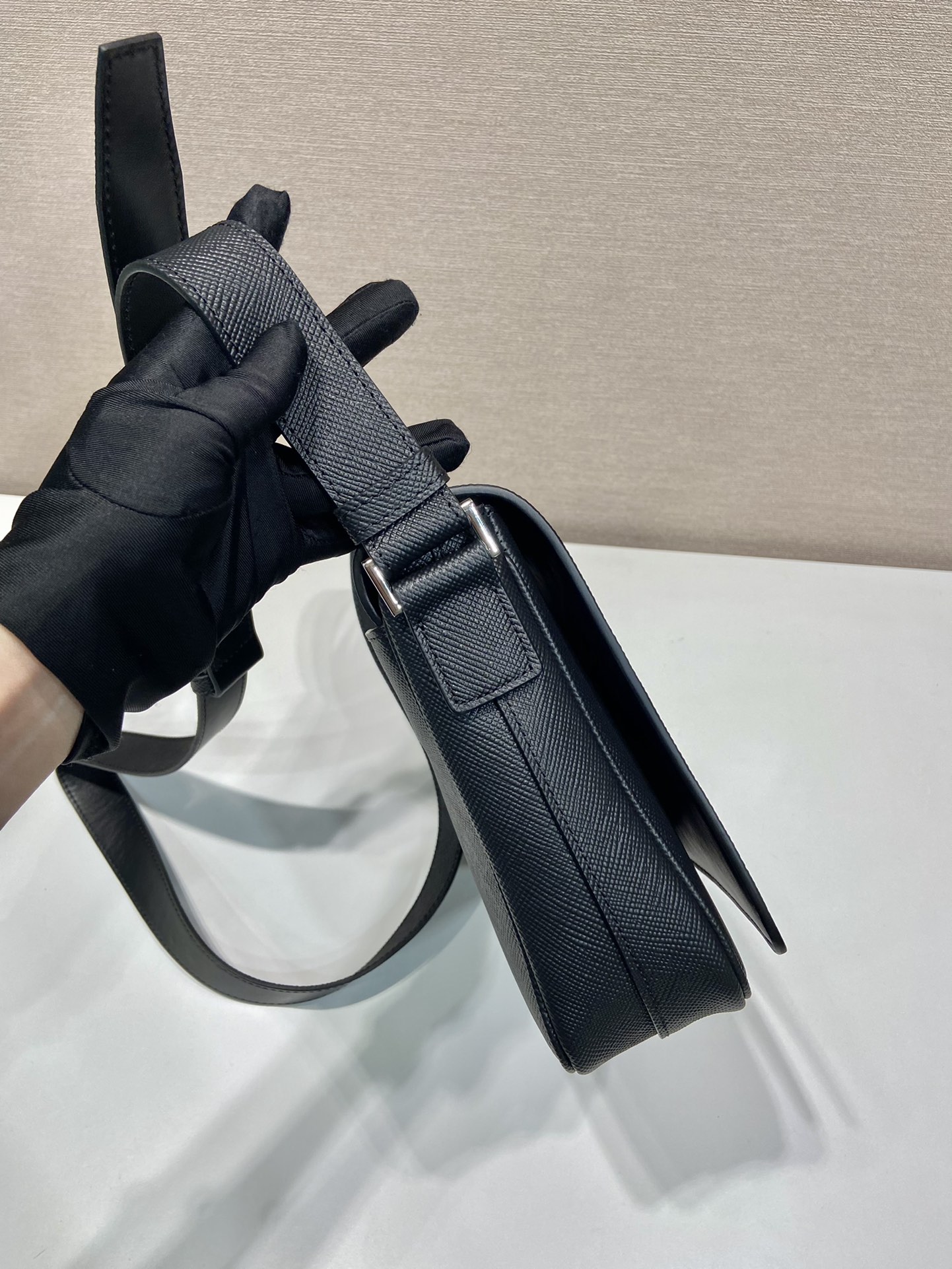 Prada Saffiano Leather Messenger Bag - Magnetic Buckle & Adjustable Strap 6 i1715484161 855 4