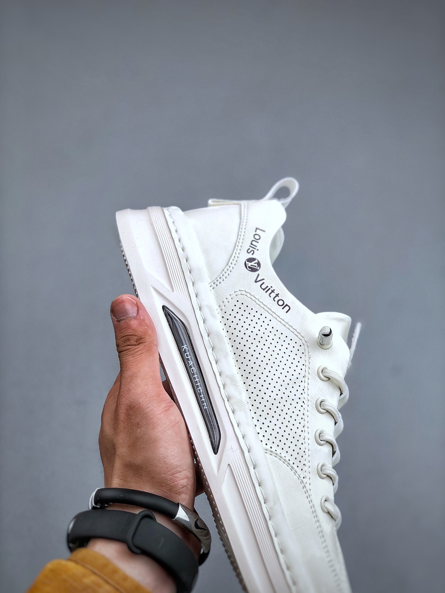 UIS VUITTON Trainer LV Louis Vuitton