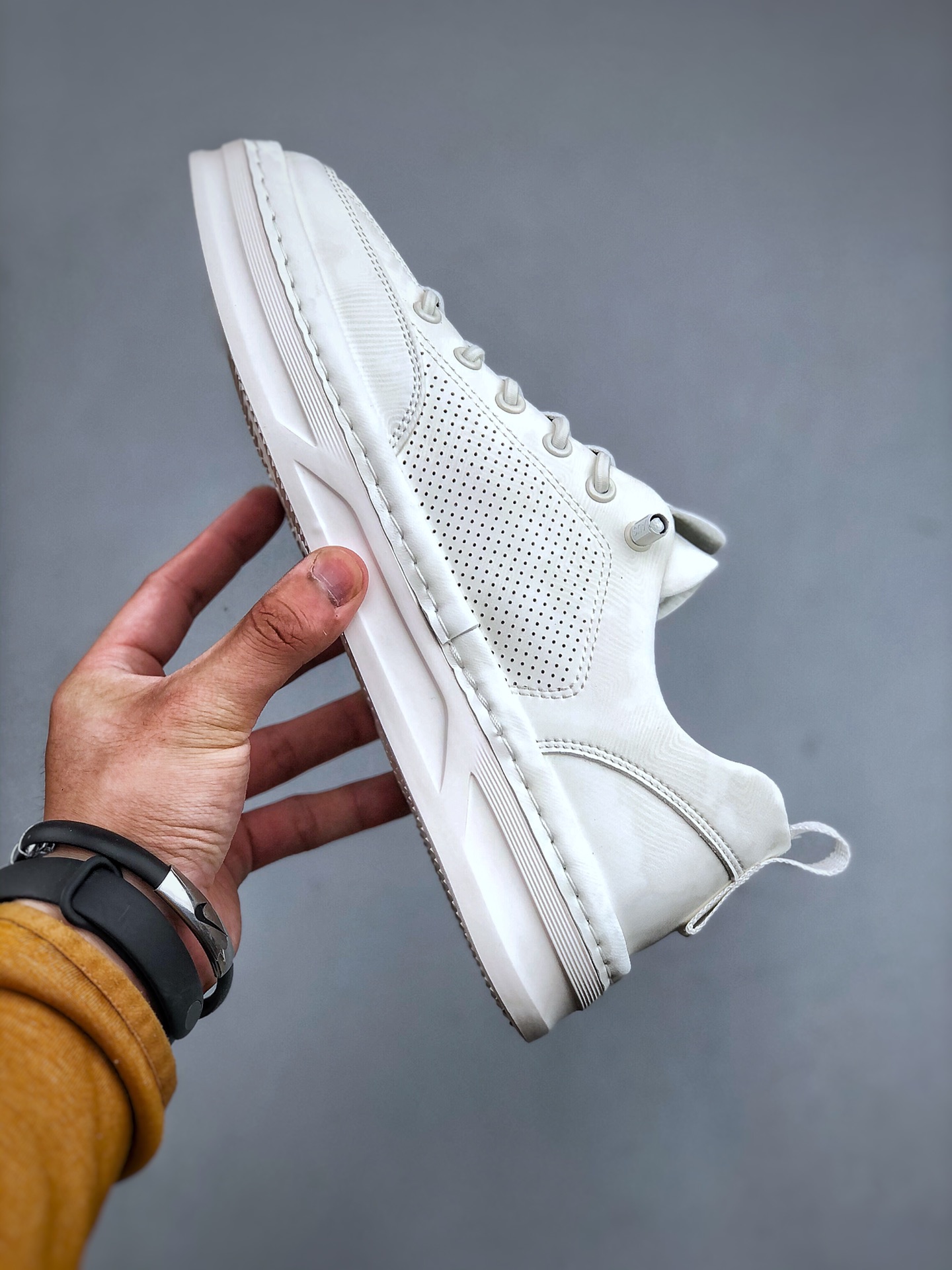 UIS VUITTON Trainer LV Louis Vuitton
