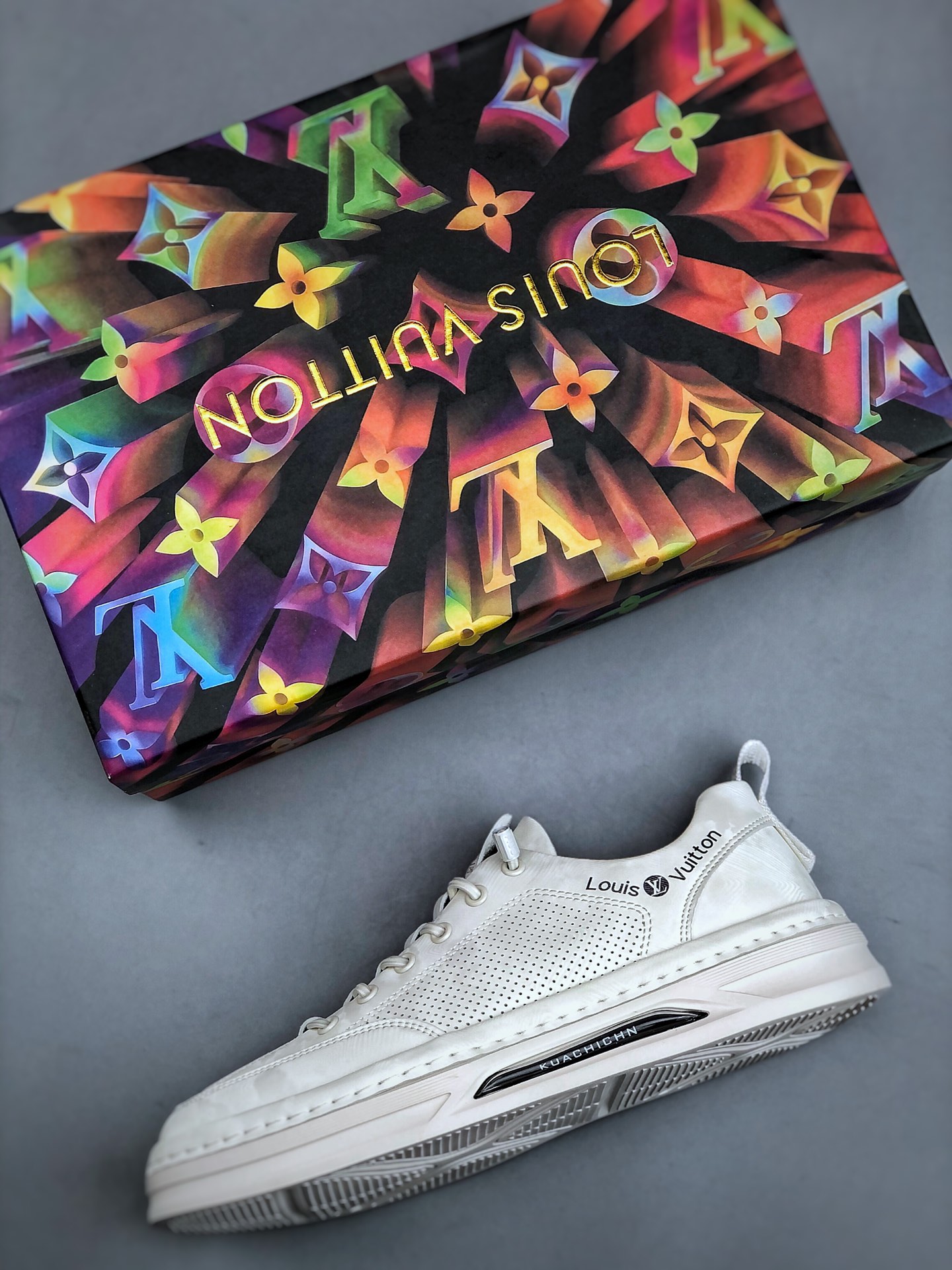 UIS VUITTON Trainer LV Louis Vuitton