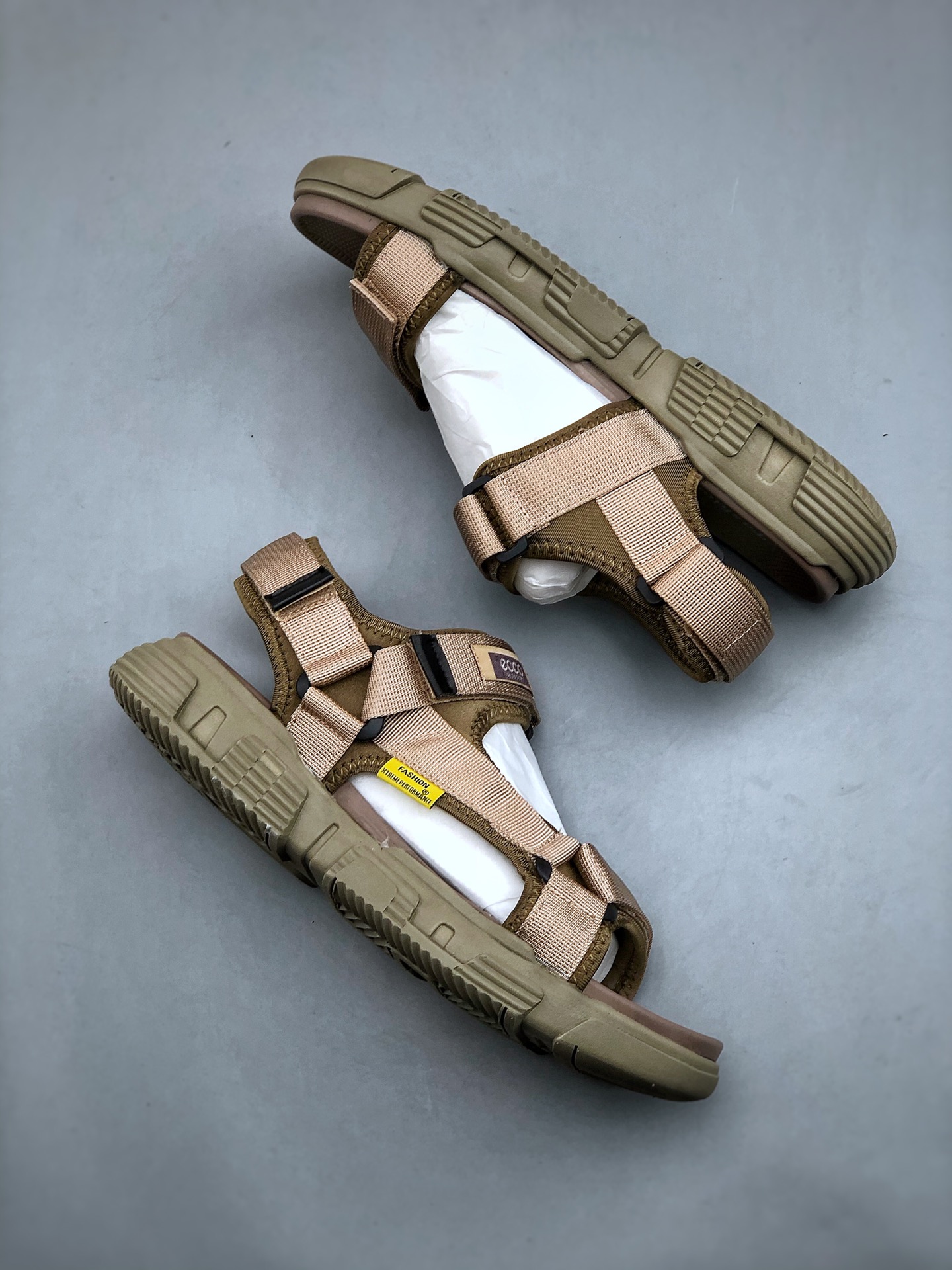 ECCO summer outdoor wear new Baotou beach sandals outdoor men's leather sandals wading shoes
