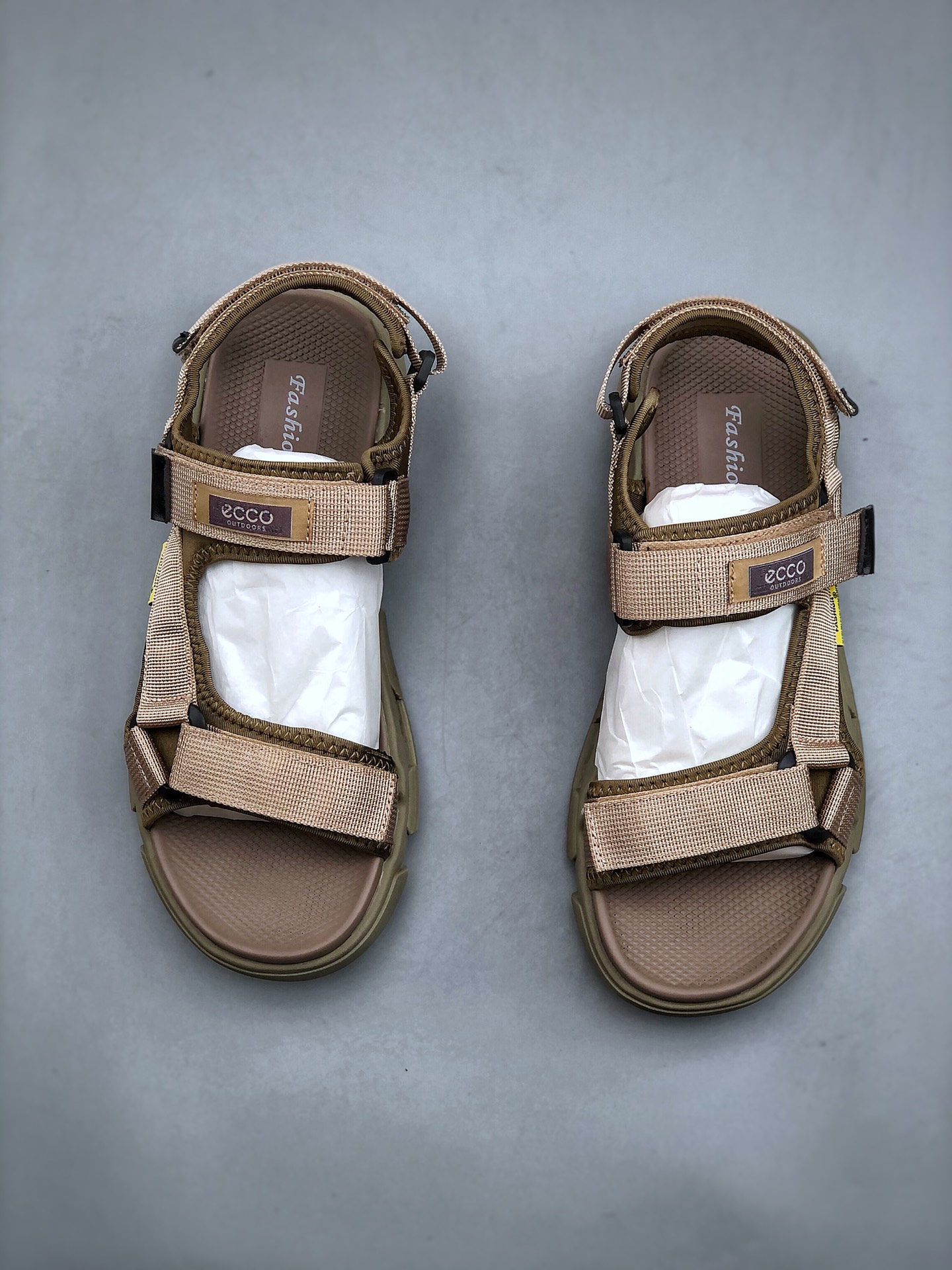 ECCO summer outdoor wear new Baotou beach sandals outdoor men's leather sandals wading shoes