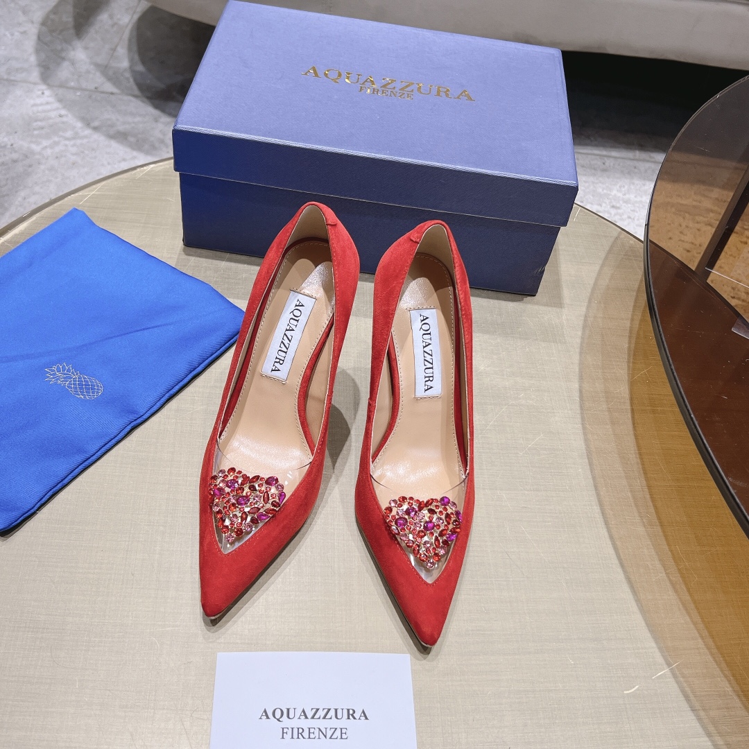 NO:259488,AQUAZZURA Pineapple Early Spring Counter New Fairy Fashion Shoes Series, a large number of new products are available for sync with the official website. The entire series can be customized in the Year of the Dragon. The main feature is a hot topic. Major Internet celebrities on the entire network have started to show off, and the beautiful dressing series!  ★★★★★ Upper Yangjing, denim, calfskin diamond buckle Inner Original custom soft sheepskin Italian leather outsole Heel height 4.5cm/10cm Size 35-39 (34 40 41 42 Customized non-return and exchange), single shoes, cowhide, sheepskin, sheep, Leather soles19860909AQUAZZURA 菠萝早春专柜新品仙女时装鞋系列,大量上新同步官网全系列均可定制龙年主打一个火爆,全网各大网红纷纷开秀,绝美的穿搭系列！ ★★★★★ 鞋面 羊京,牛仔布,小牛皮钻扣 内里 原版定制柔软羊皮 意大利真皮大底 跟高 4.5cm/10cm 码数 35-39（34 40 41 42 定制不退换）,单鞋,cowhide,sheepskin,sheep,Leather soles,Women's Shoes