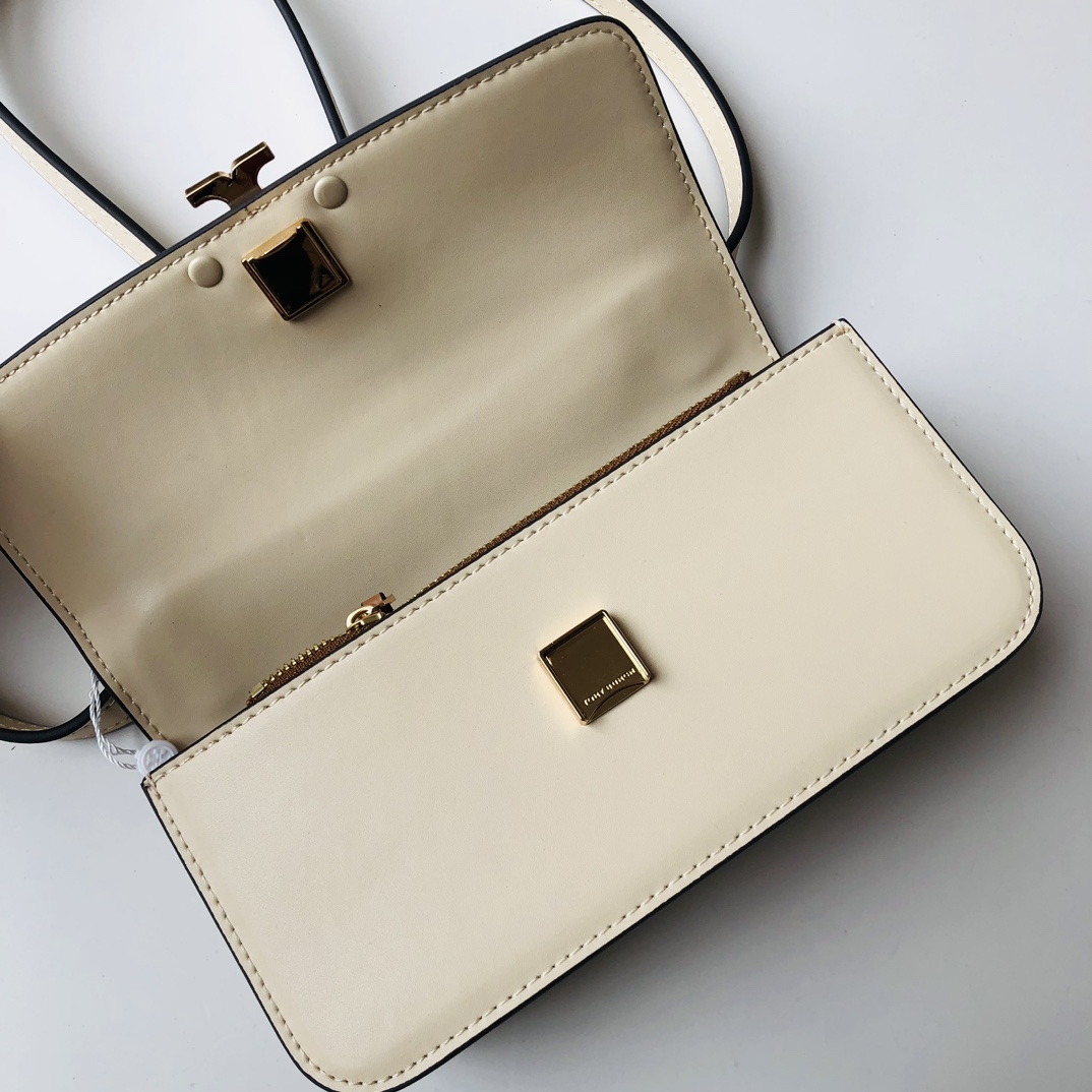 Tory Burch ～Tory Burch豆腐包Eleanor系列单肩包 横版小金砖 包袋版型挺括