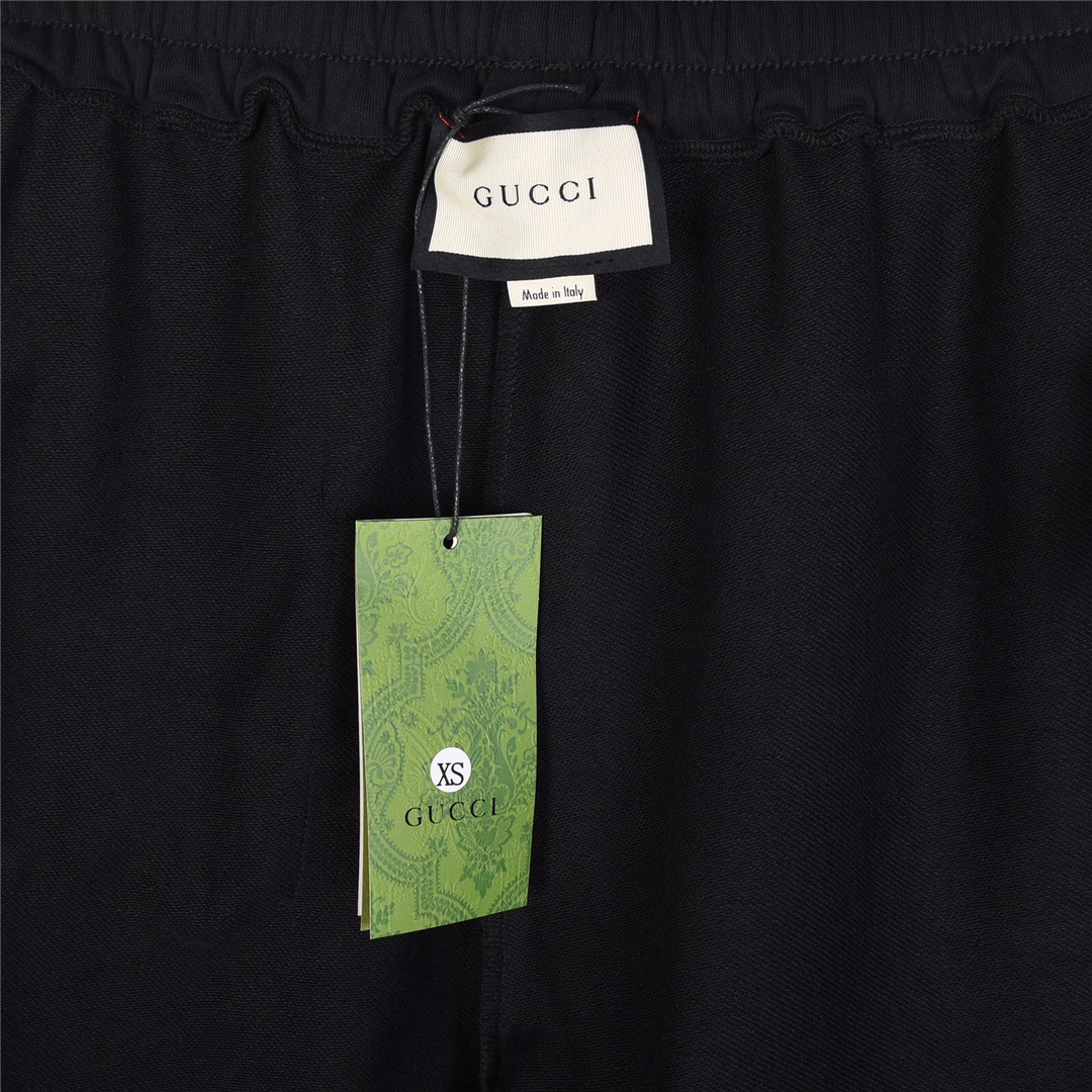 Gucci 古驰2024夏季 贴布刺绣植绒logo短裤