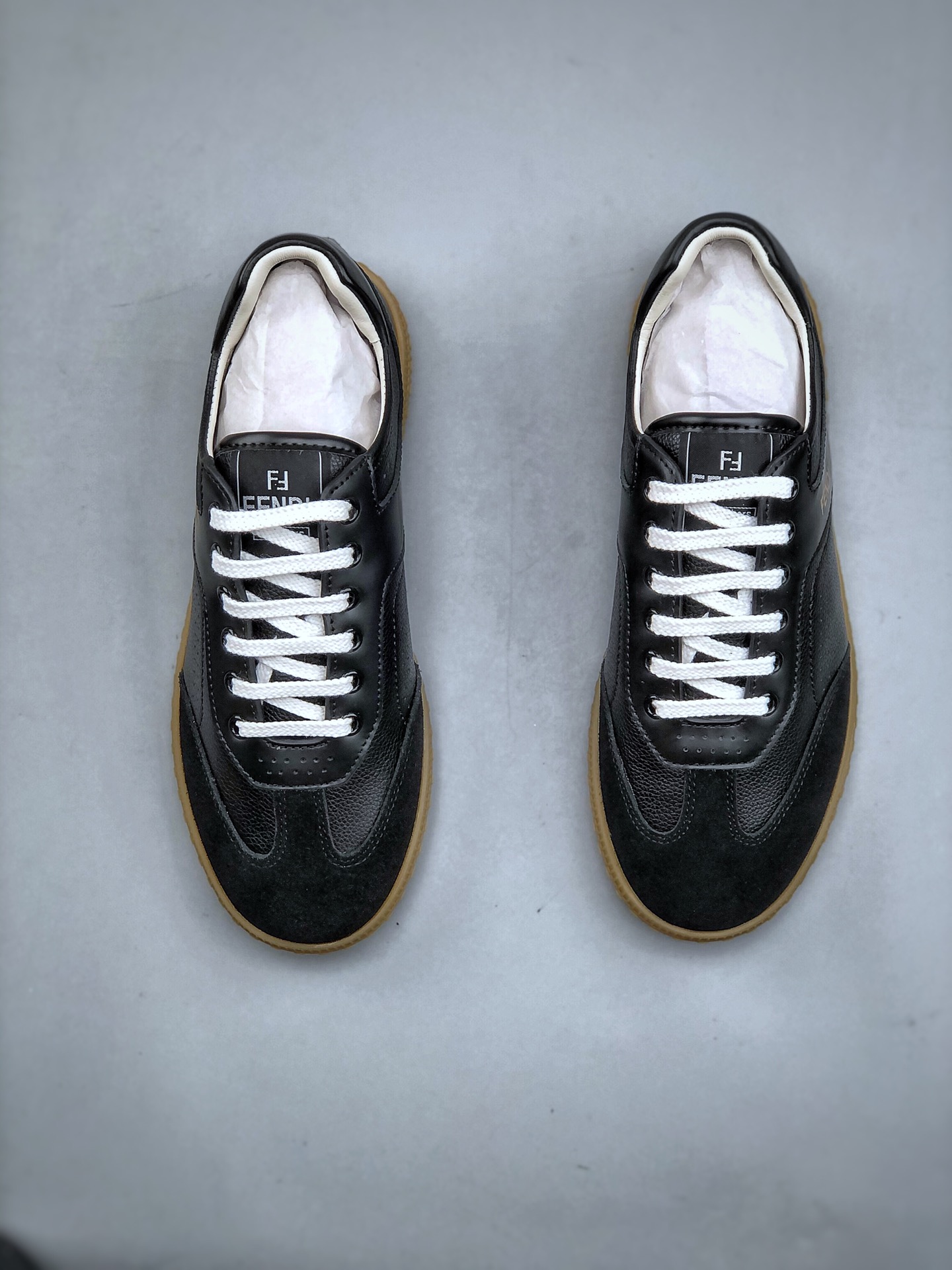 400 Fendi FIight芬迪情侣款休闲鞋