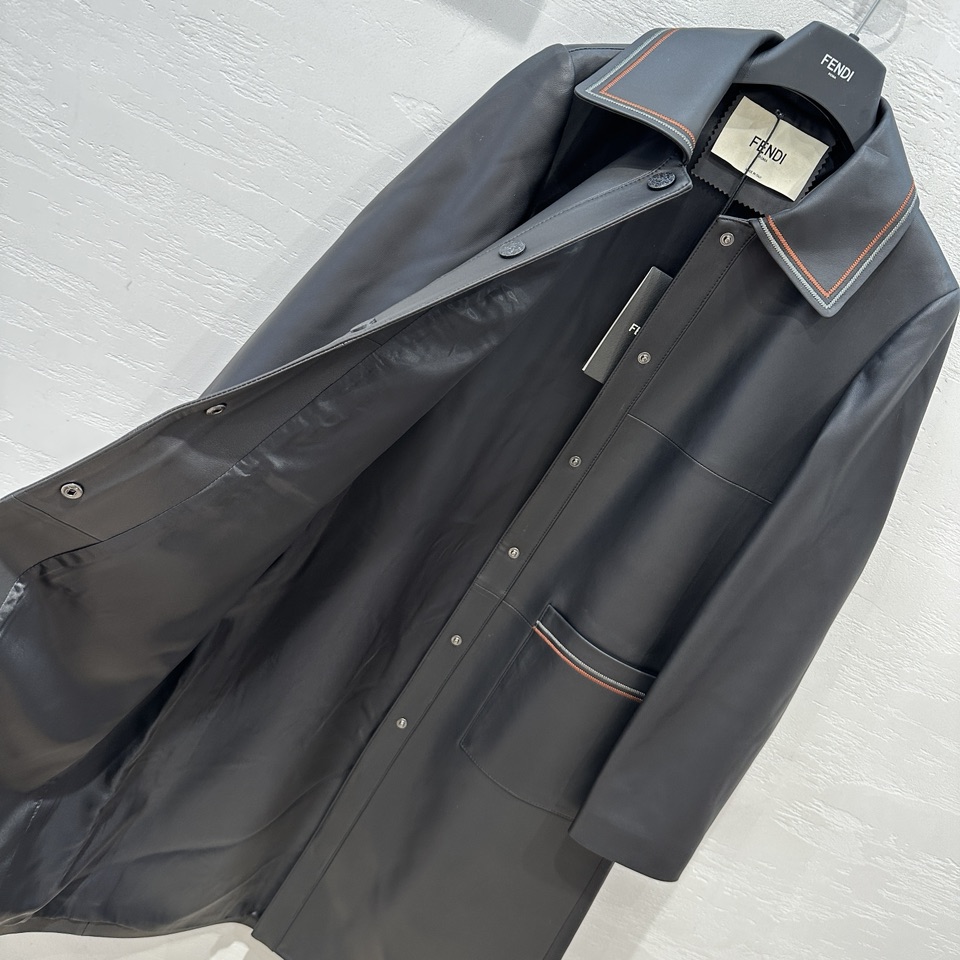 High Quality Women’s Lamb Skin Leather Suit with Embroidery – Stylish and Sophisticated! - 图片 8