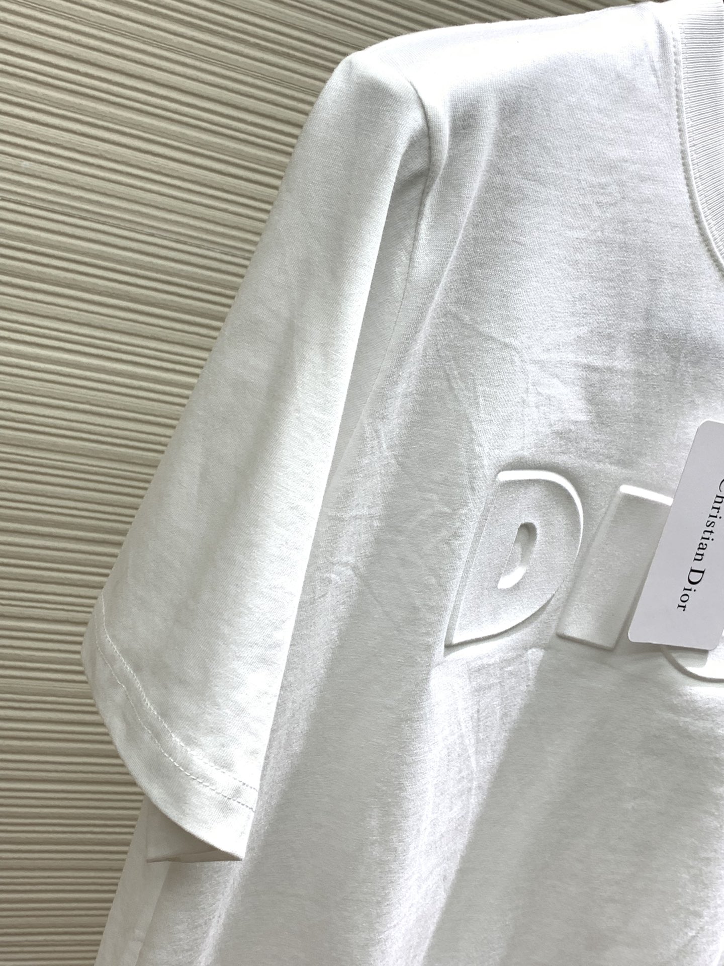 Dior迪奥2024夏季新品专柜同步有售简约时尚圆领短袖T恤原版进口面料舒适透气顶级印花工艺字母图案装饰