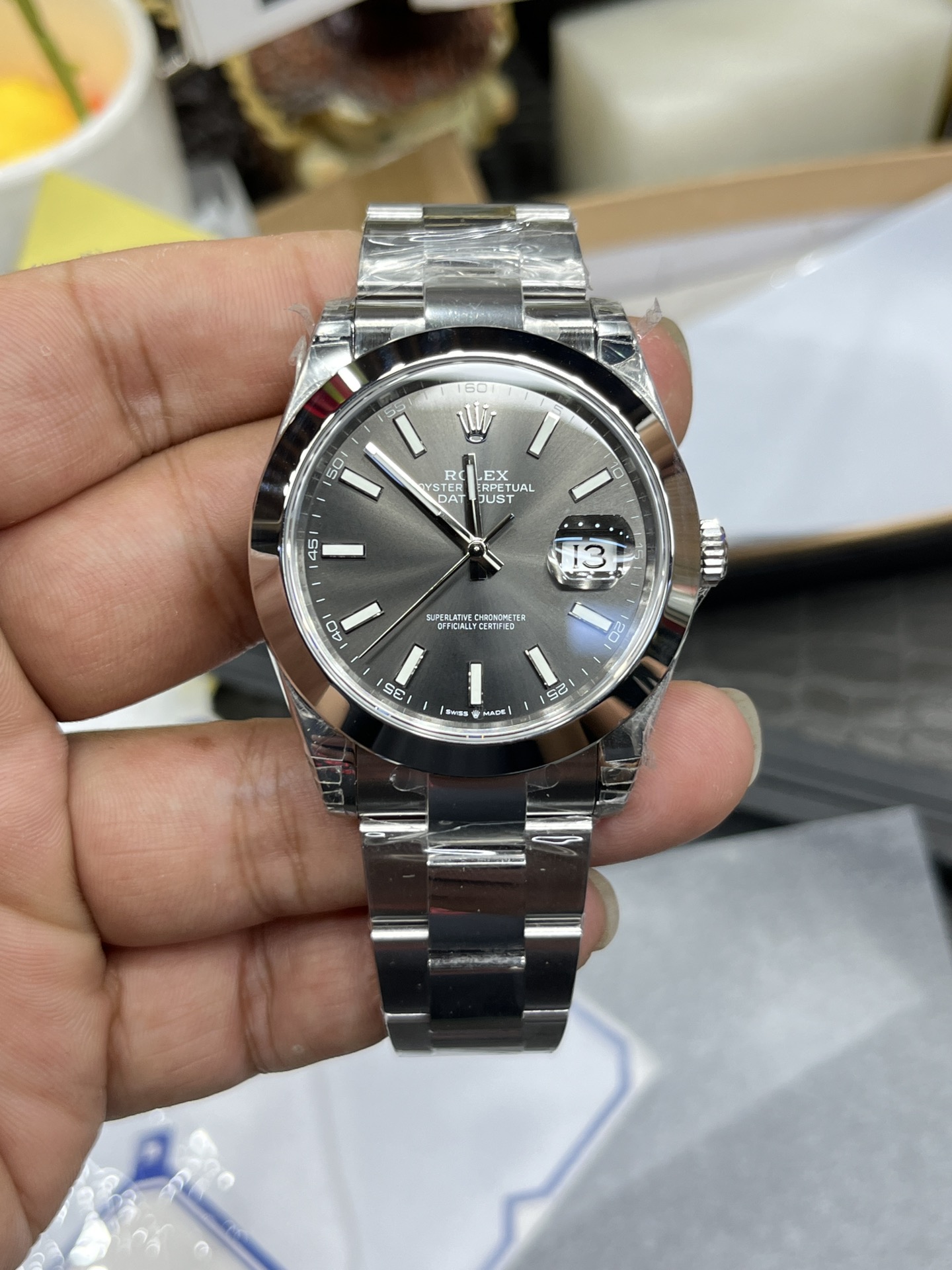 Rolex Datejust Falso
 Reloj Réplica al por mayor de diseñador
 Gris Automatic Mechanical Movement