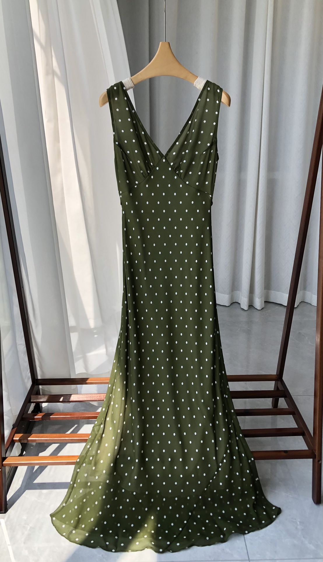 _dpq9sKNBMLPBVoyjpemg4OyIQKFoa3Mu5tINCzw