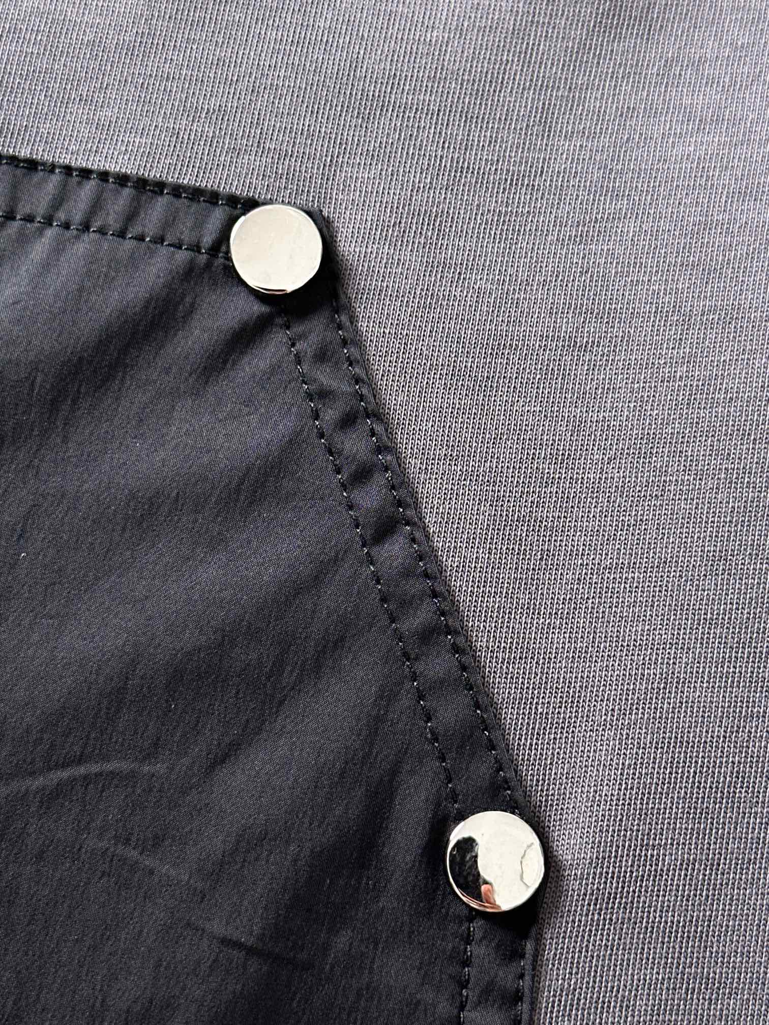 普拉达 香港贸易公司渠道货.2025夏季新款 男士休闲百搭束脚卫裤休闲裤.客供精纺纯棉面料,区别于一般的