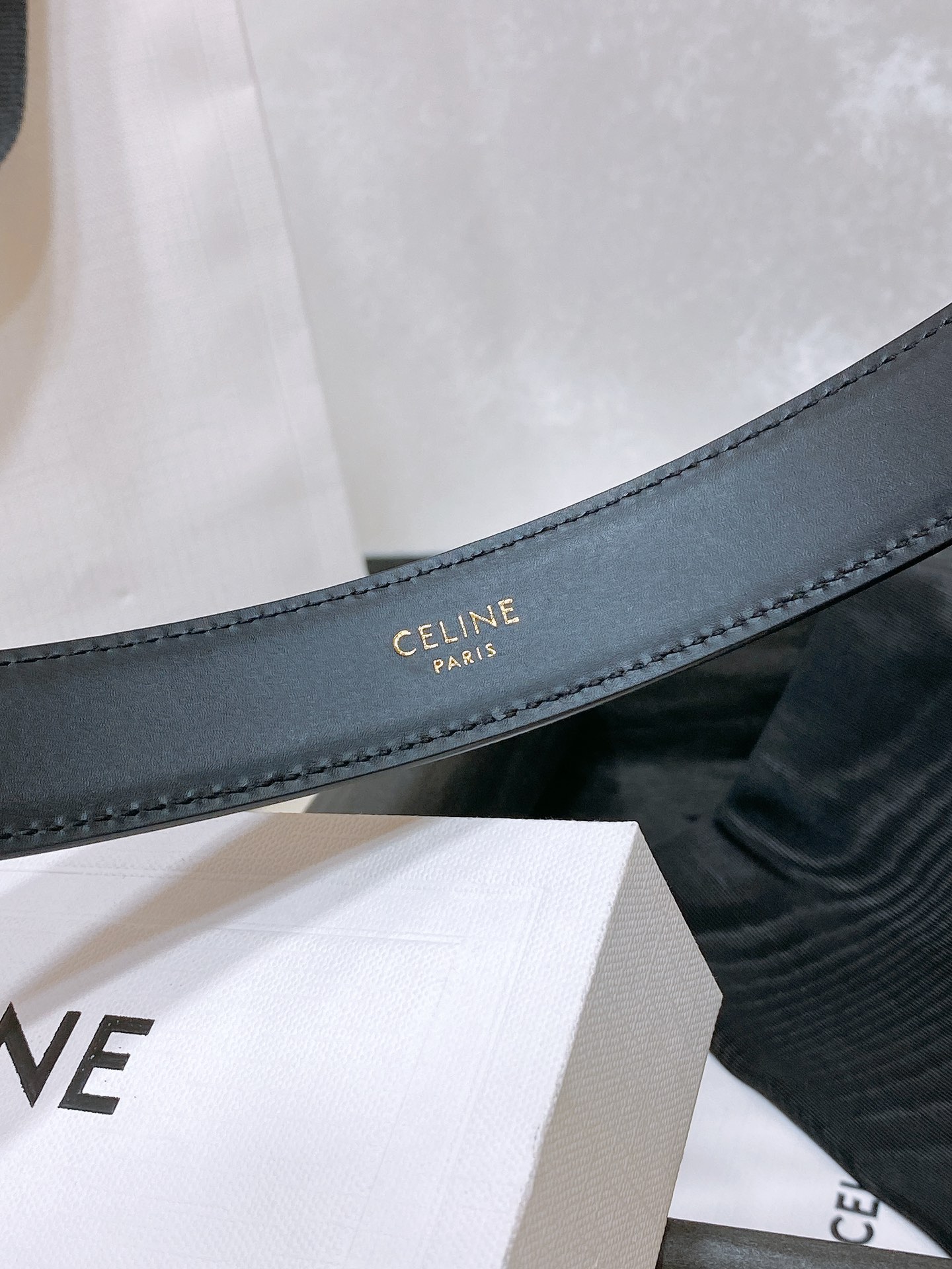 [Celine Belts] Sailin celine24 medium TRIOMPHETAURILLON leather belt TAURIL