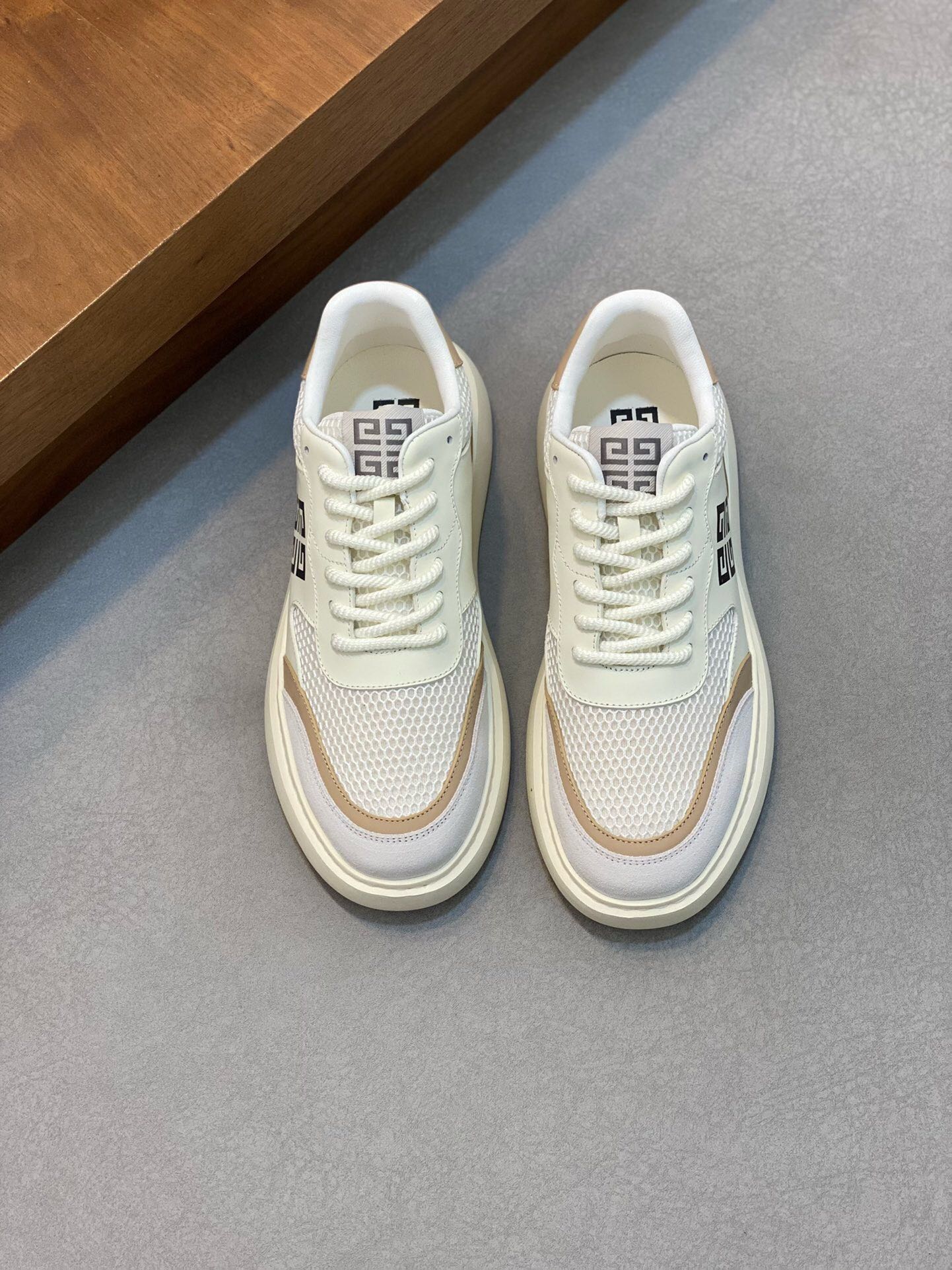 NO:218142,Brand GIVENCHY Color Original Color Code Number 39-44 Standard Code Price Material Givenchy Top-level Original Product!  The upper of the high-quality sports shoes is spliced ​​with imported cowhide to make it breathable and comfortable cowhide inner Cowhide feet original combination outsole style fashionable, simple and generous versatile style, Givenchy casual shoes, given, given, given, sneakers, cowhide19860909品牌GIVENCHY 颜色 原版配色 码数39-44标准码 价格 材质纪梵希顶级·原单货！精品好货运动鞋鞋面采用进口牛皮拼接而成透气舒服牛皮内里 牛皮垫脚 原版 组合大底 版型时尚简洁大方 百搭款,纪梵希休闲鞋,givenchy,givenchy,sneakers,cowhide,Men's shoes