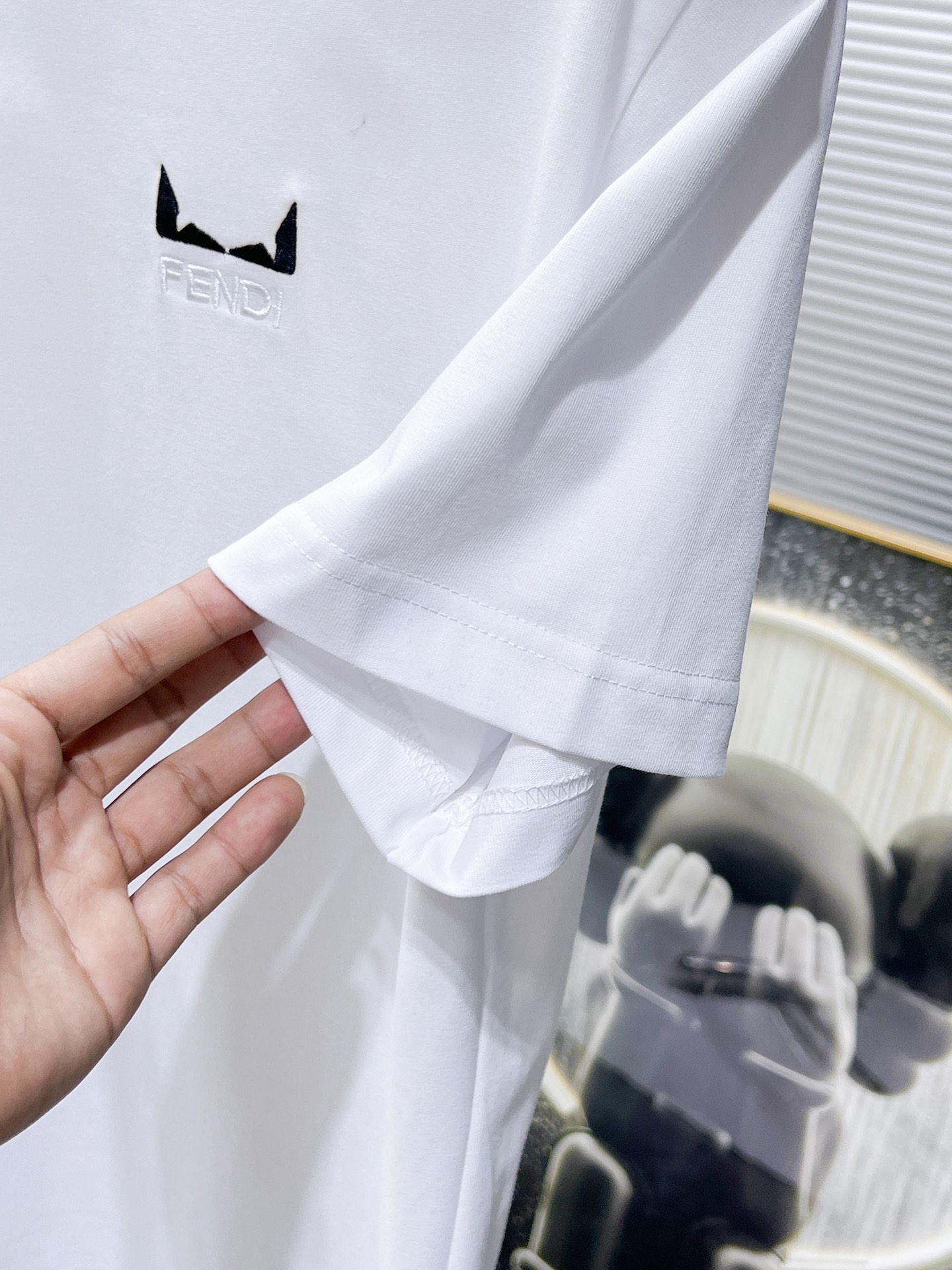 Fendi  T恤服装,fendi 7