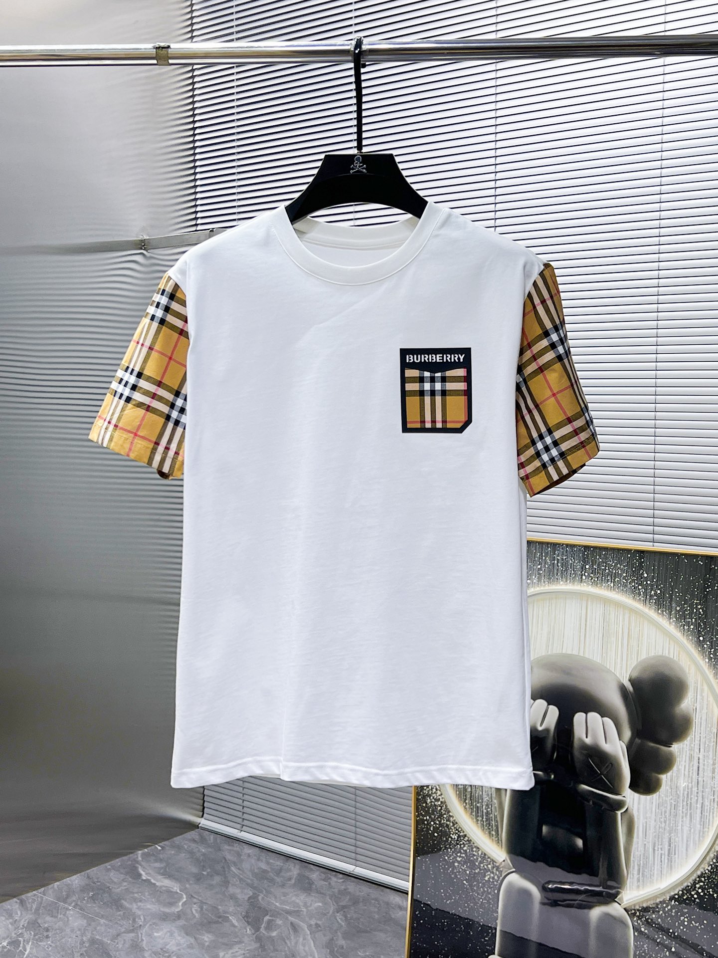 Burberry 休闲短袖短裤套装服装,burberry 2 Burberry 休闲短袖短裤套装服装,burberry 2