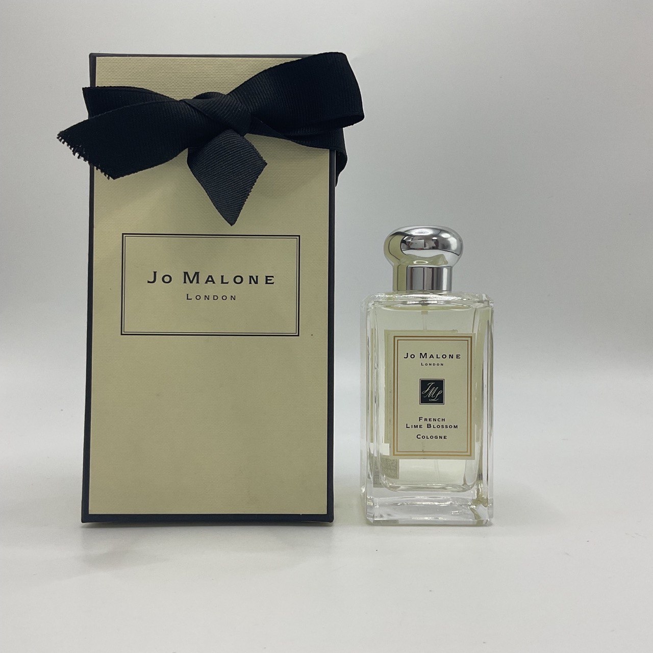 Número 154 descontinuado✔️ Jo Malone clásico 100ml! Aromas: tilo, jazmín, número 154.