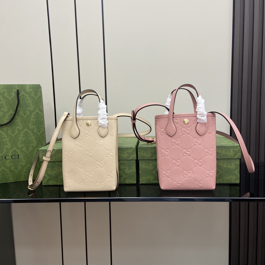 Gucci 25 first launch of new products at counters