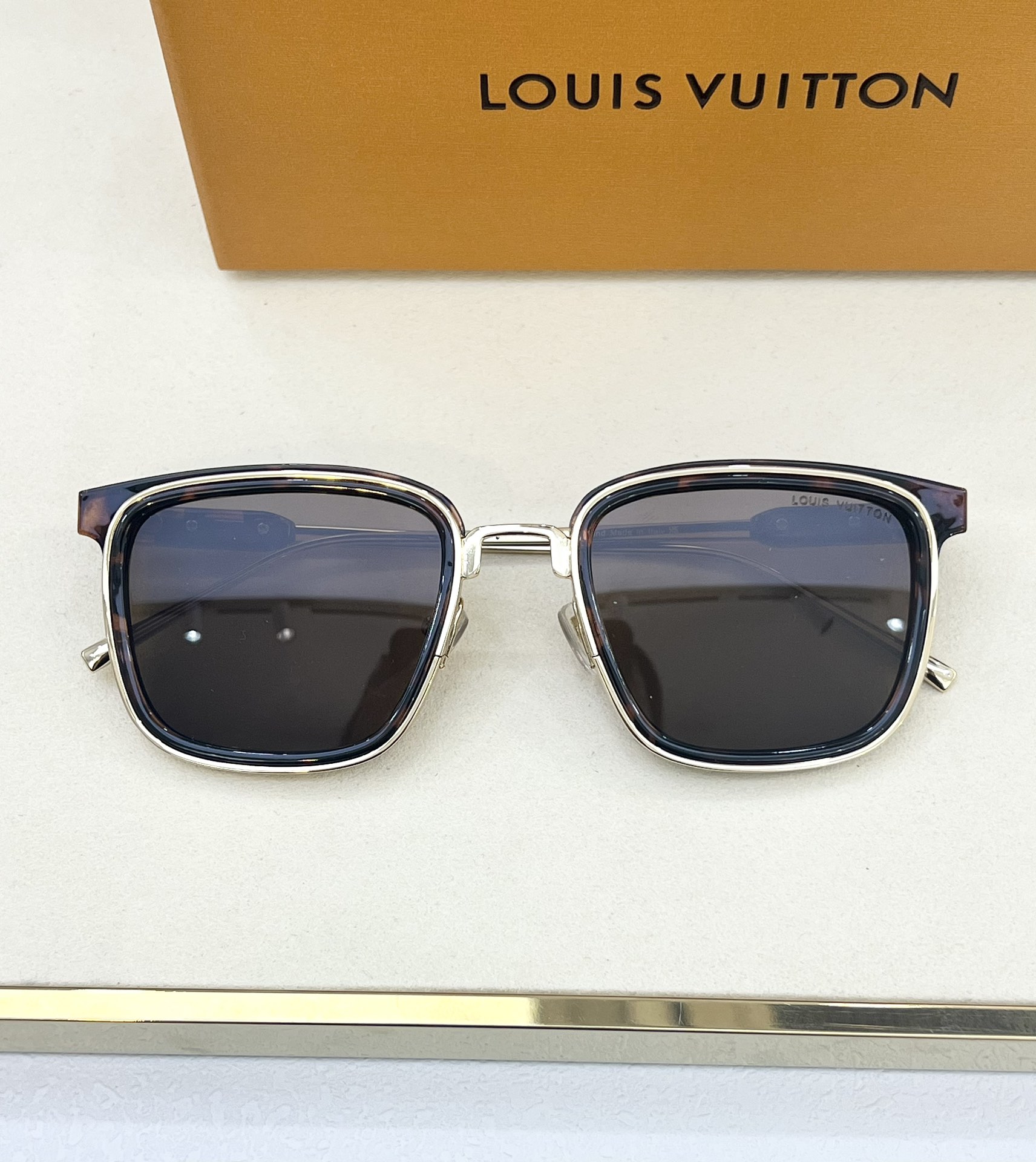 LOUISVUITTO*MODELZ1495USIZE53口21-145