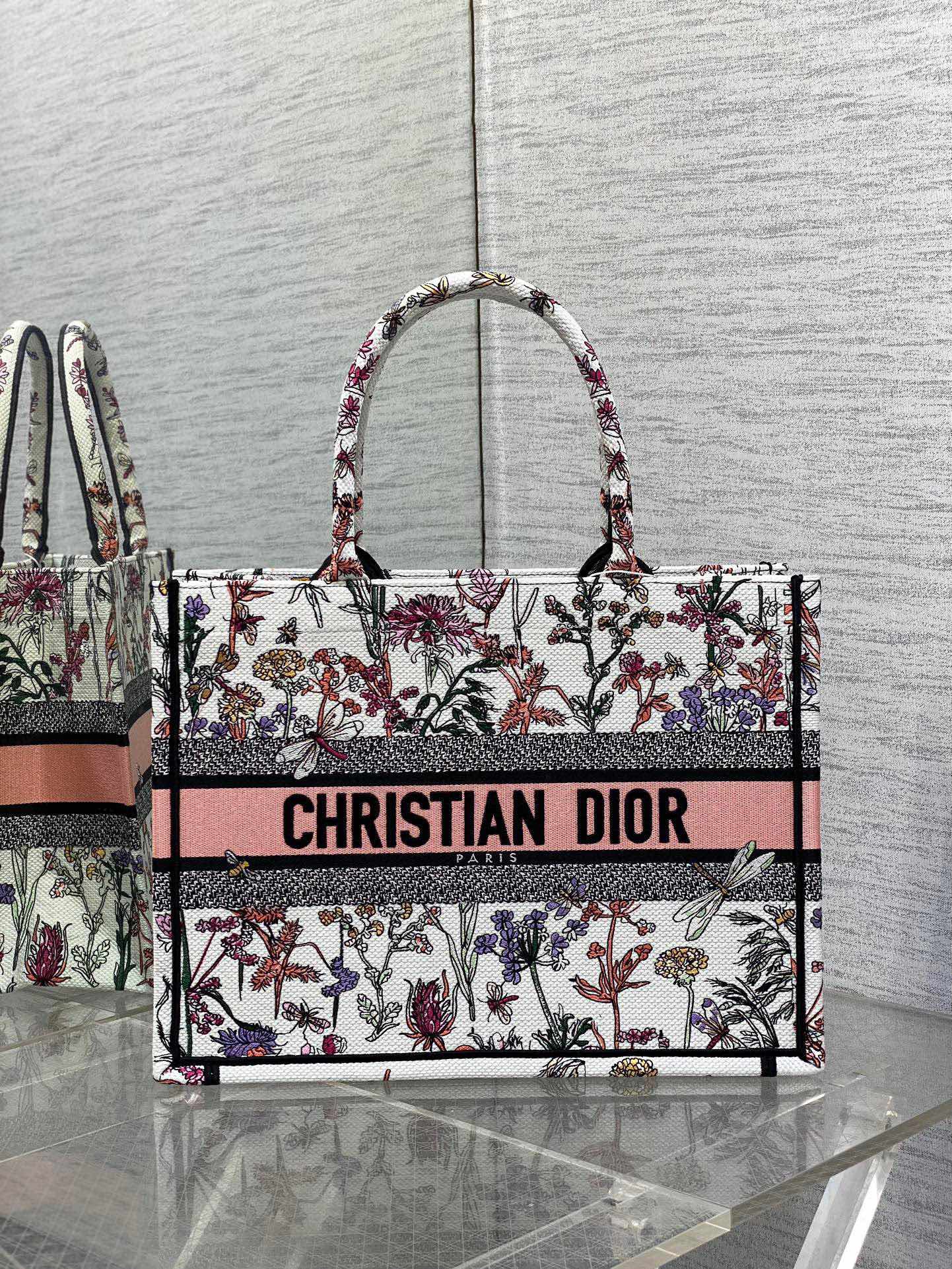 Dior 中號 Tote 刺繡 花卉 字母 手提包