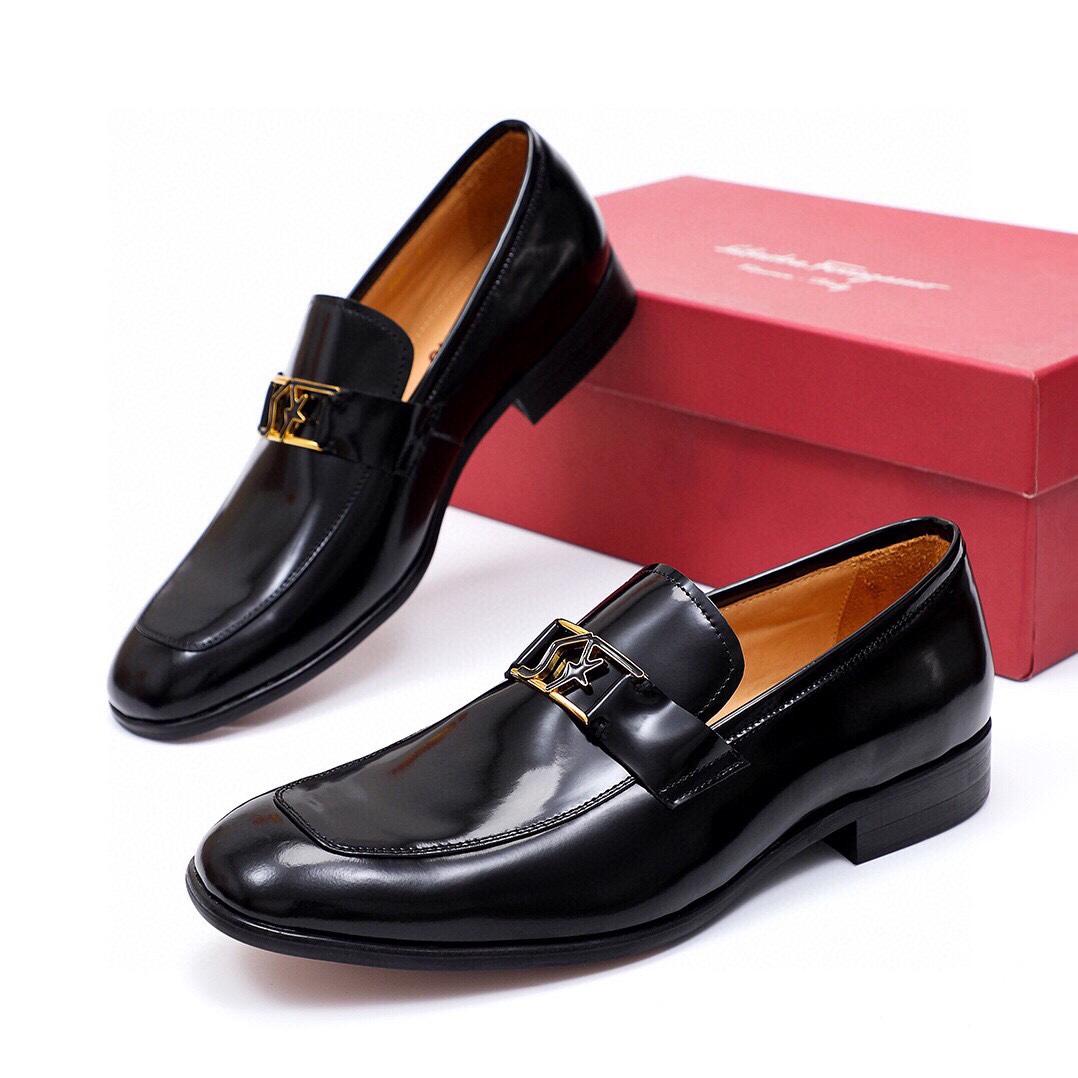 NO:270481,【Ferragamo/Ferragamo】New Ferragamo* Ferragamo Classic Leather Shoes!  Use imported top-layer beaded cowhide upper   luxurious hardware buckle, and the inner layer is comfortable cowhide inner!  Original wear-resistant rubber outsole!  Number of codes 38-44 (45 customized), ferragamo, cowhide19860909【Ferragamo/菲拉格幕】新款Ferragamo* 菲拉格幕经典正装皮鞋！选用进口头层开边珠牛皮鞋面 奢华五金扣,内里头层舒适牛皮内里！原版耐磨橡胶大底！码数38-44（45订制）,,ferragamo,cowhide,Men's shoes