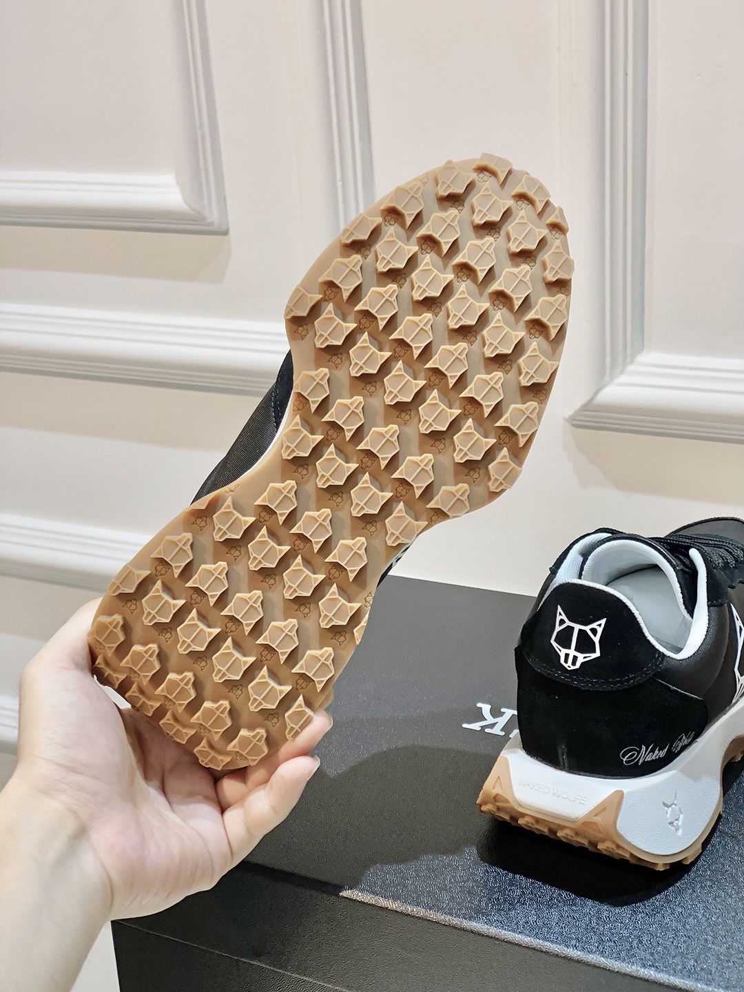 Luxurious Nakedwolf & Vital’s Snuffed Sneakers: UK Brand Founded in 2017. - 图片 9