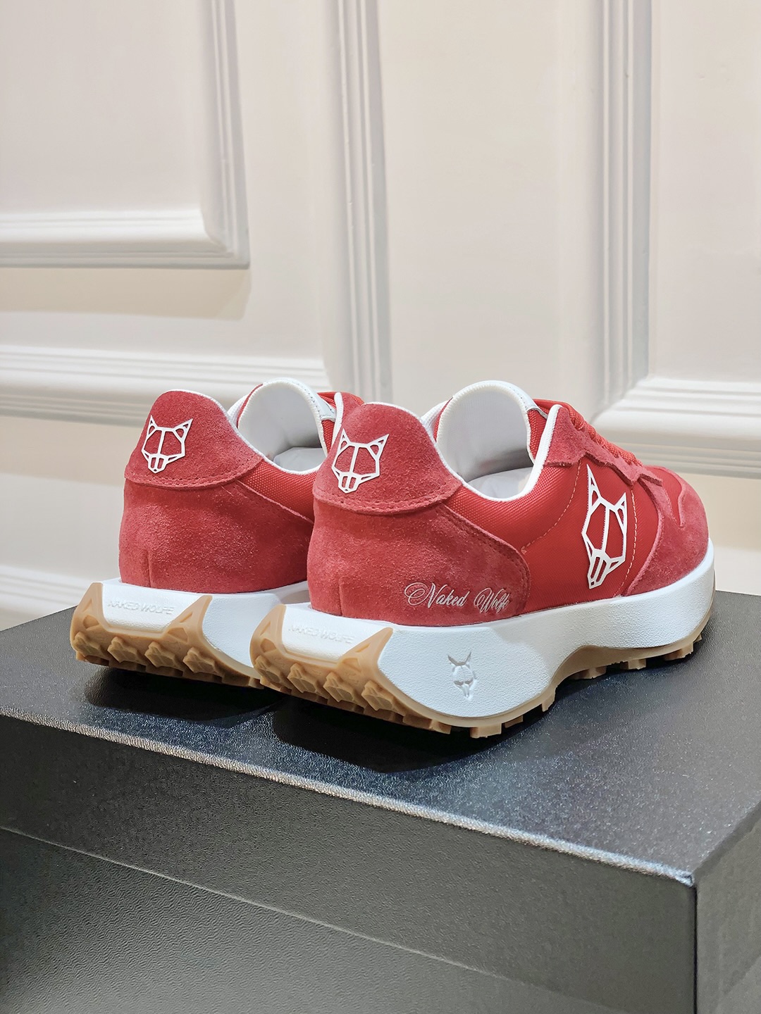 Luxurious Nakedwolf & Vital’s Sneakers Founded in UK 2017, Sheepskin Lined, Rubber Sole - 图片 5