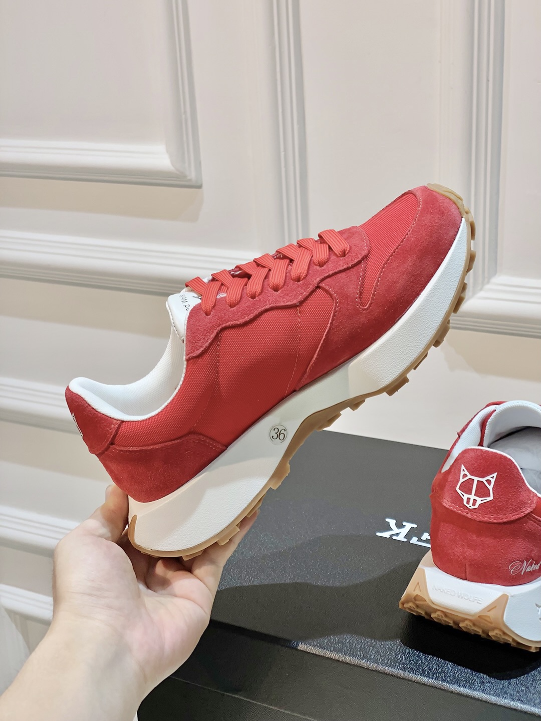 Luxurious Nakedwolf & Vital’s Sneakers Founded in UK 2017, Sheepskin Lined, Rubber Sole - 图片 8