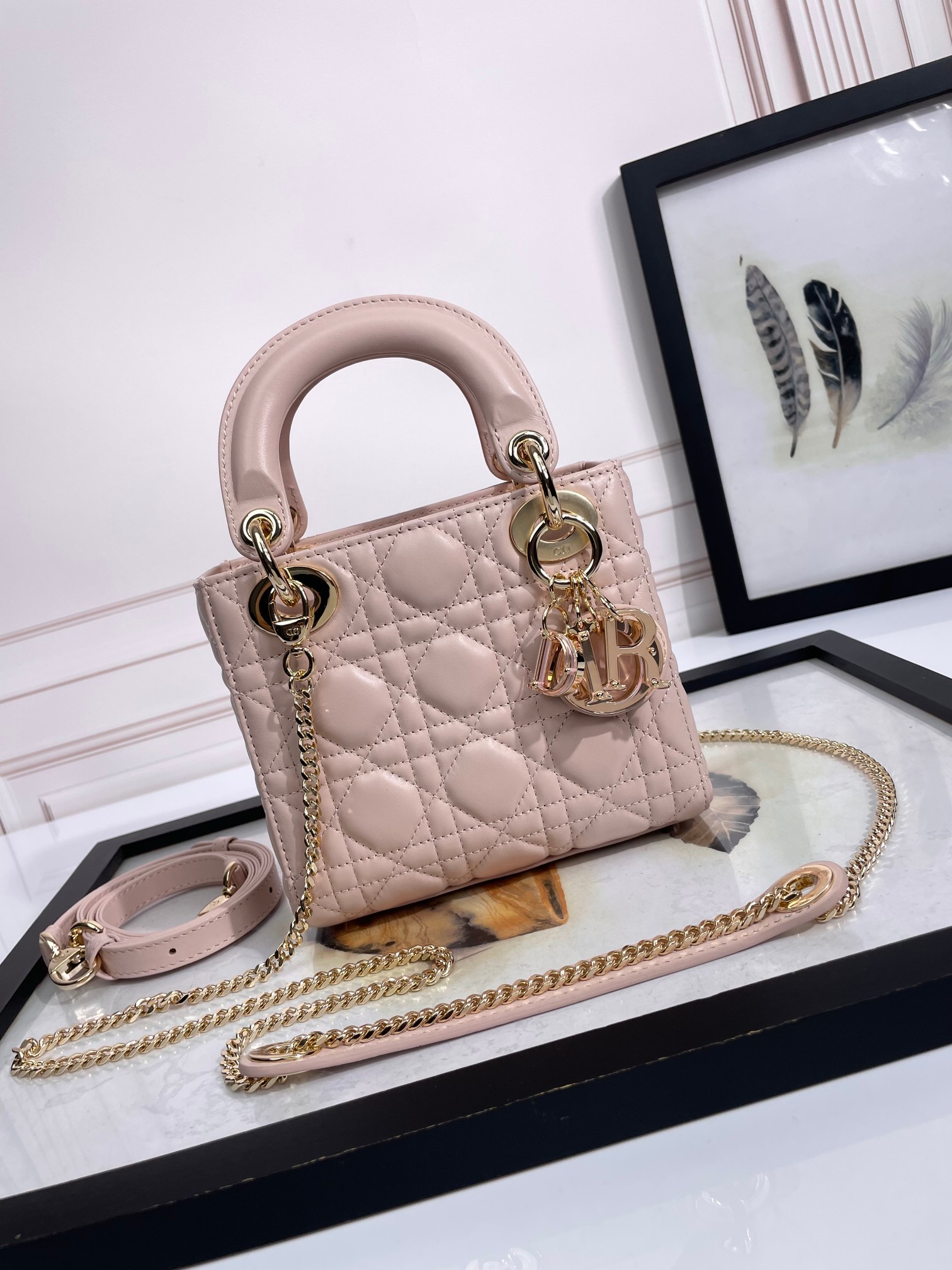 Dior Taschen Handtaschen Rosa Schaffell Mini