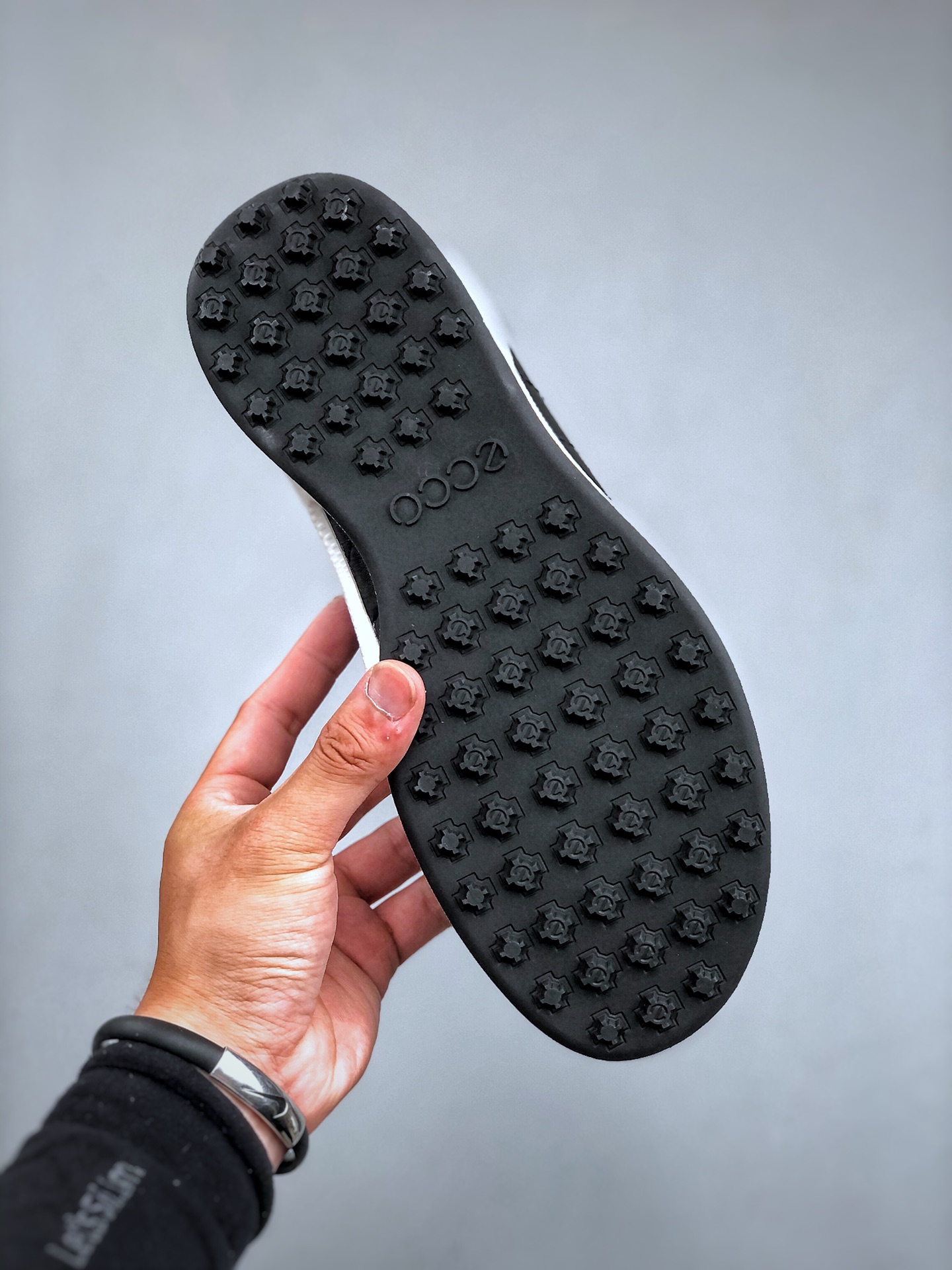 300 ECCO爱步BIOM男士户外越野运动鞋 缓震跑步鞋