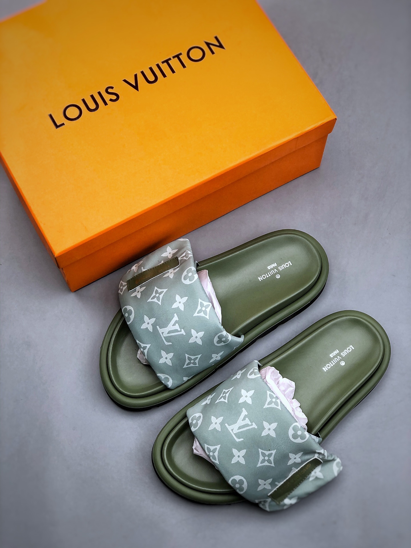 220 Louis Vuitton 2024专柜 春夏新款LV情侣厚底魔术贴拖鞋