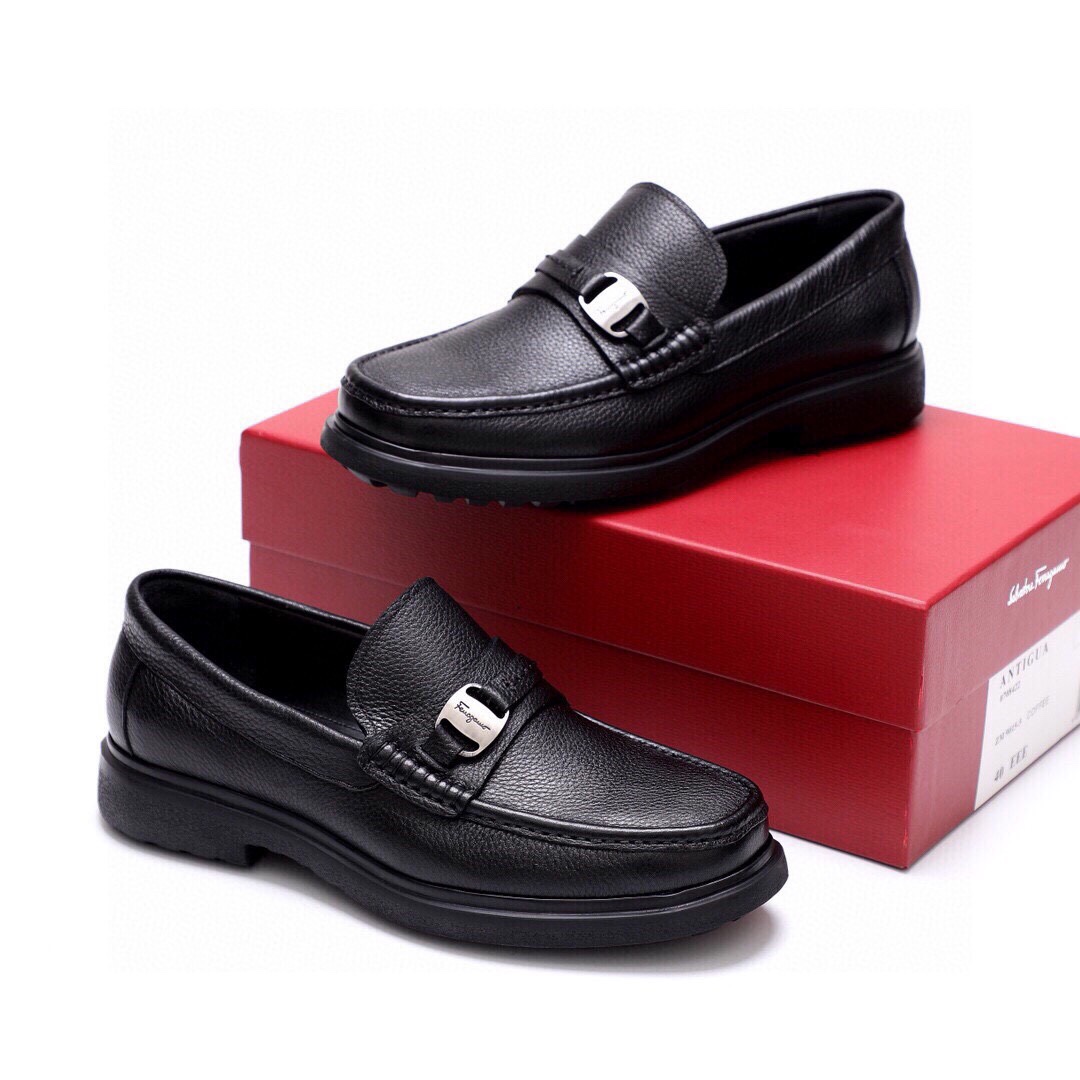 NO:270483,【Ferragamo/Ferragamo】New Ferragamo* Ferragamo Classic Leather Shoes!  Use imported lychee-patterned cowhide upper   luxurious hardware buckle, and the inner layer is comfortable cowhide inner!  Original rubber outsole!  Number of codes 38-44 (45 customized), ferragamo, cowhide19860909【Ferragamo/菲拉格幕】新款Ferragamo* 菲拉格幕经典正装皮鞋！选用进口头层荔枝纹牛皮鞋面 奢华五金扣,内里头层舒适牛皮内里！原版橡胶大底！码数38-44（45订制）,,ferragamo,cowhide,Men's shoes