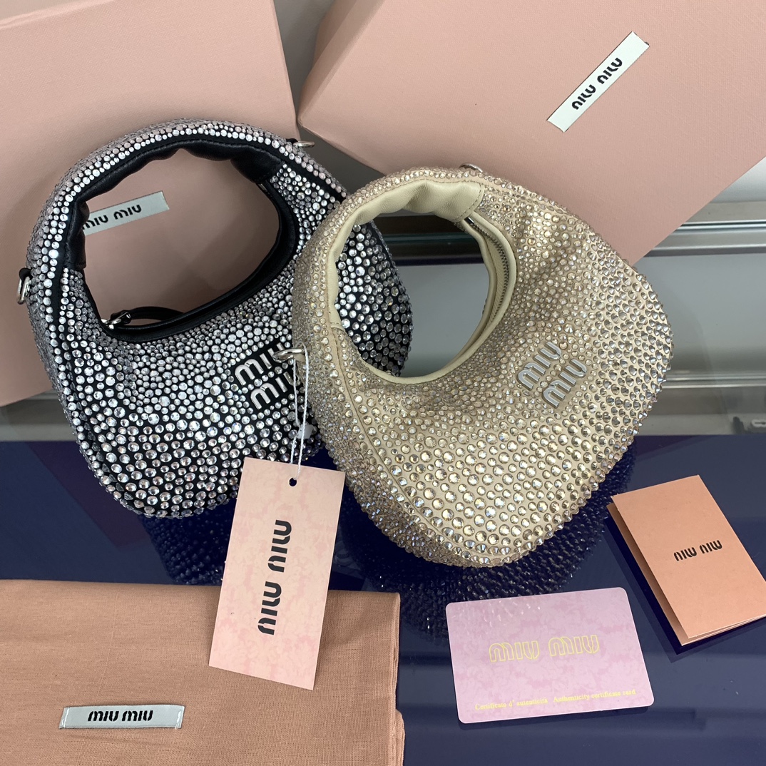 Miu Miu Officially on sale 500782