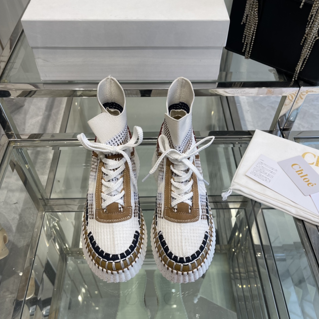 New Chloe 2024 Nama Sneakers: Eco-Friendly, Hand-Sewn, Celebrity-Approved White Shoes - 图片 1