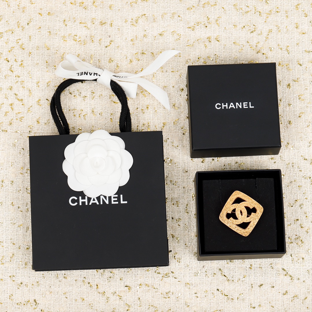 Chanel Jewelry Brooch Best Site For Replica
 Gold Yellow Women Vintage