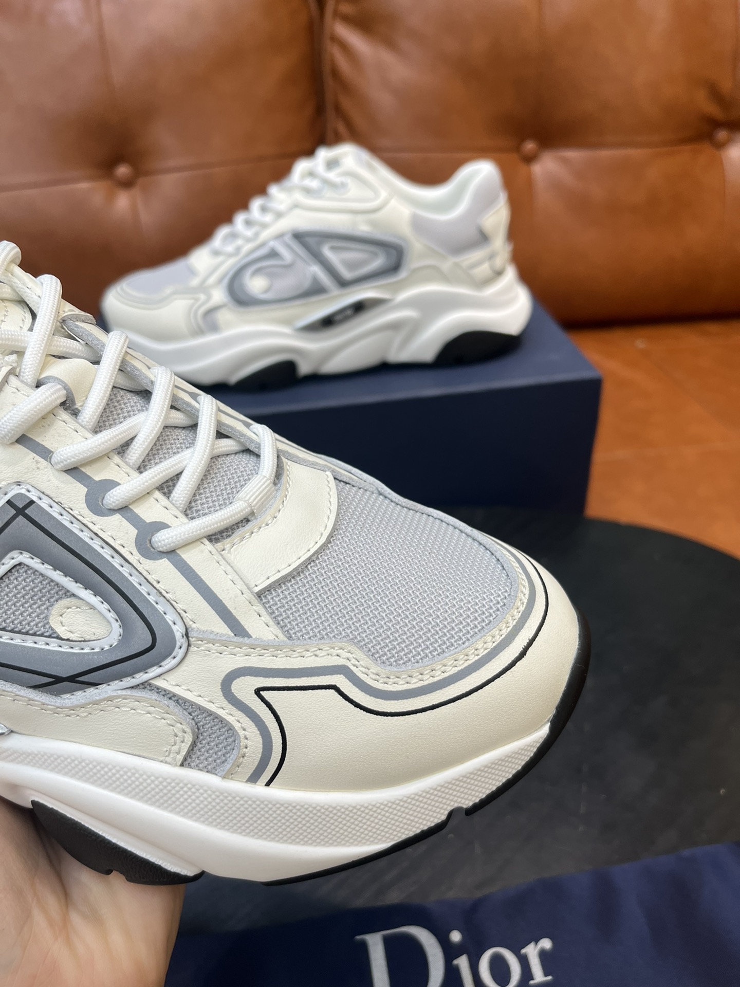 Dior B22 Men's Fashion Sneakers - Retro-Inspired, Low-Top Design 5 i1716351360 3220 3