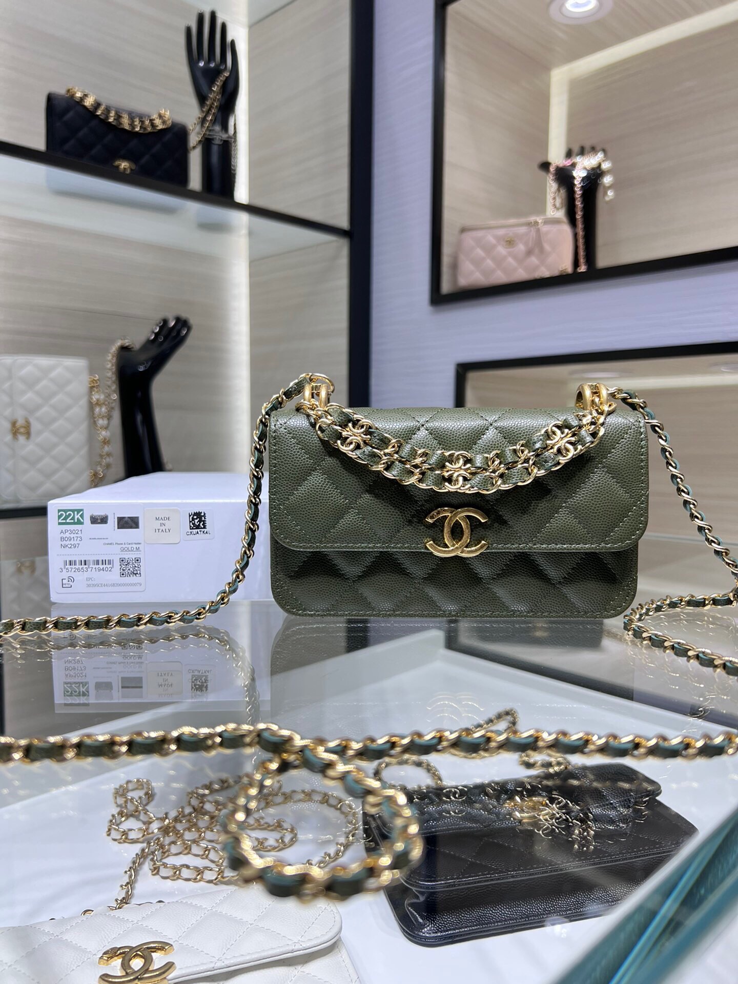 NO:180960,Ohanel 22K New Product Bagbag Double-link Mobile Bag Caviar Can be carried and crossbody AY, CHANEL, chanel19860909Ohanel 22K 新品 法棍包 双链手机包 鱼子酱 可拎和斜挎 AY,CHANEL,chanel,Bag