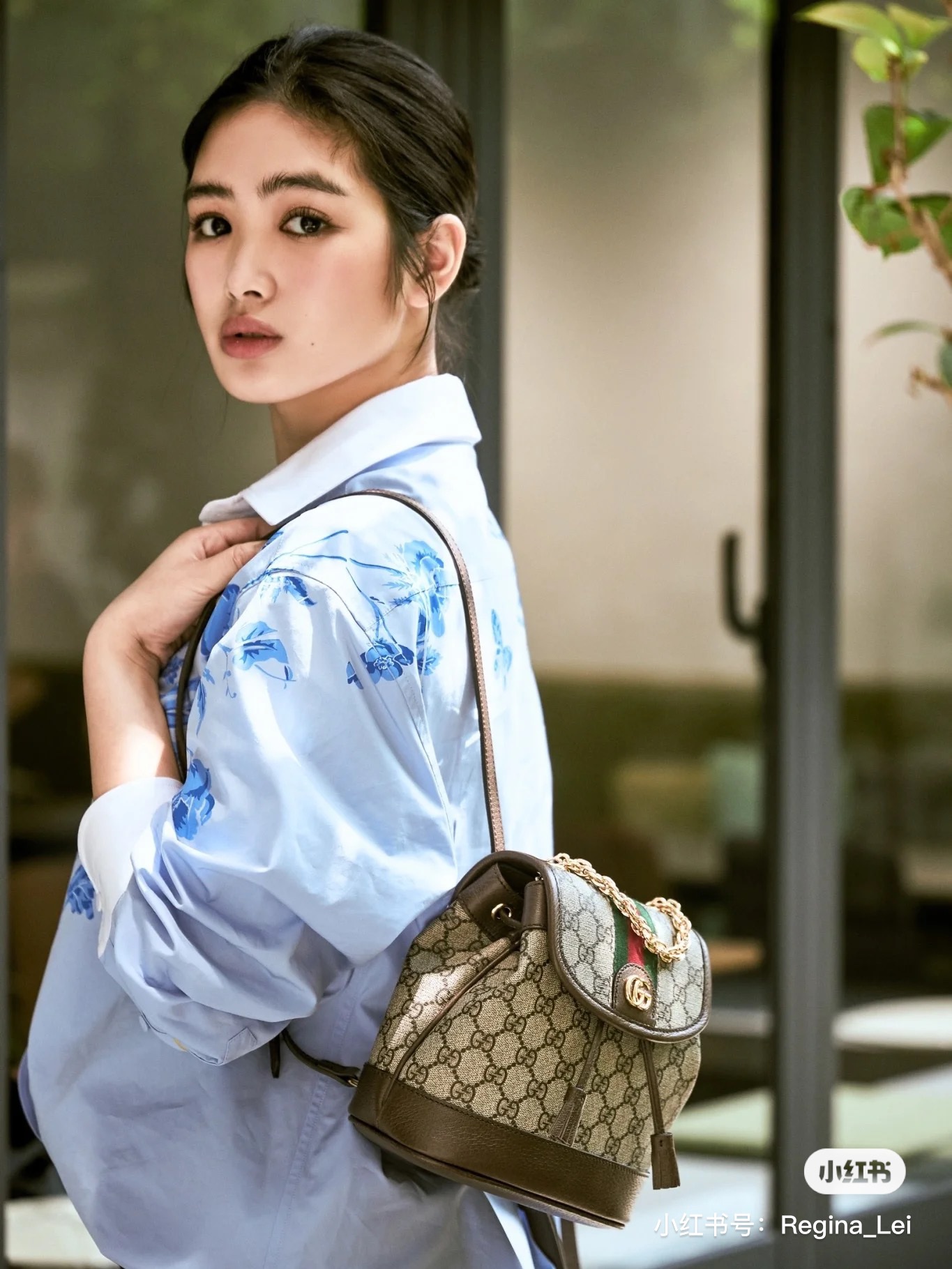 Gucci 795221 brown upper body backpack
