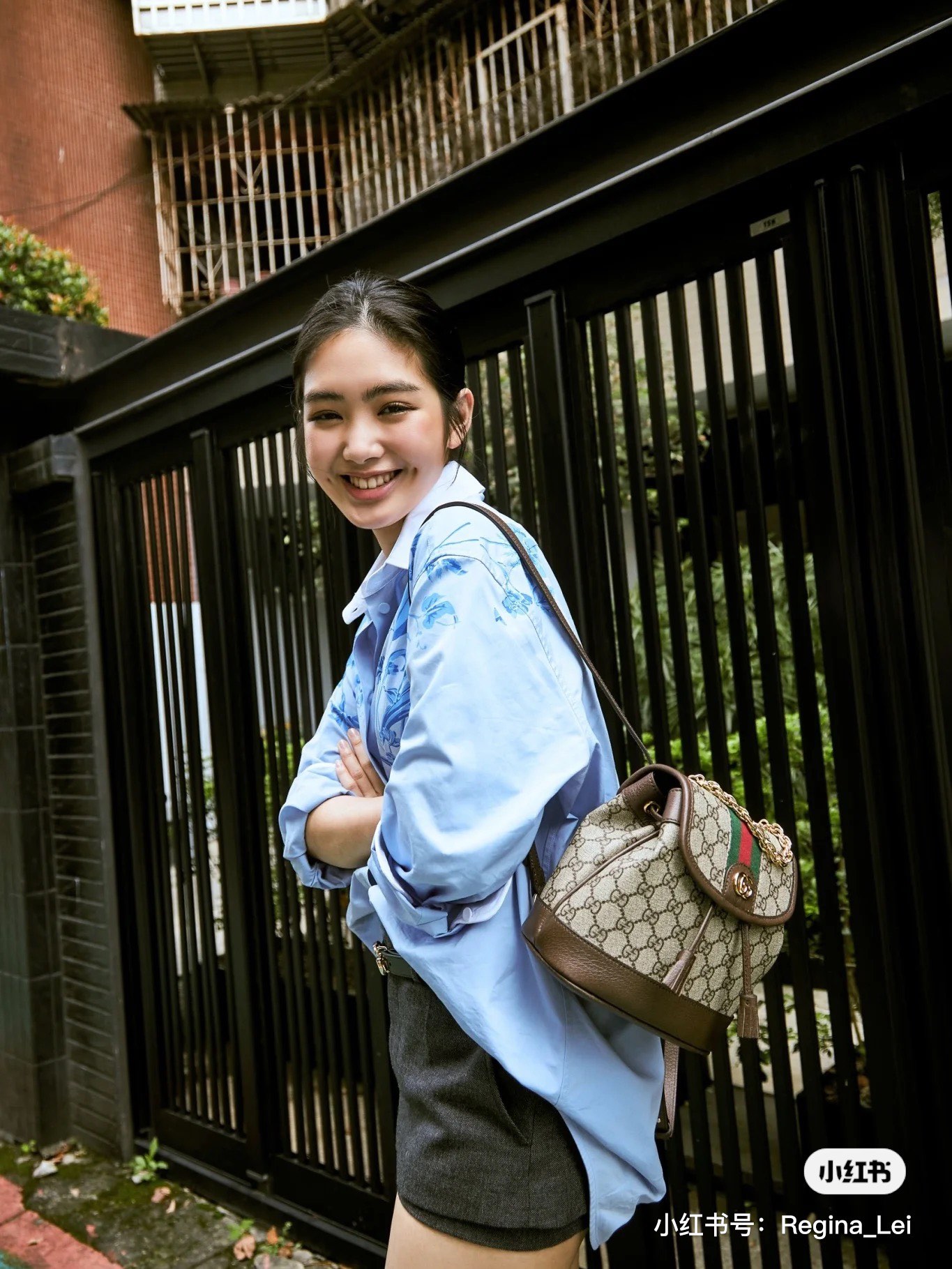 Gucci 795221 brown upper body backpack