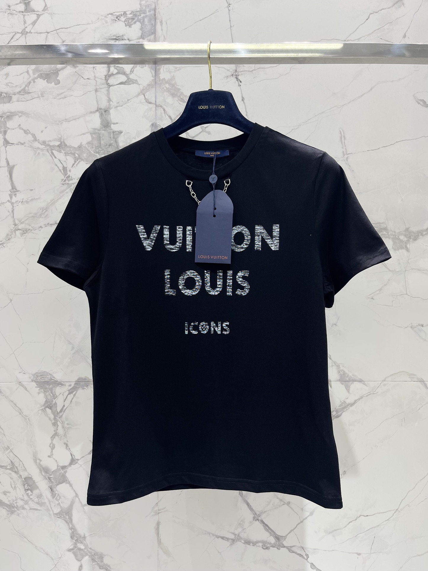 Ontwerper
 Louis Vuitton Kleding T-Shirt Afdrukken Katoen Lente/Zomercollectie LV Circle Kettingen