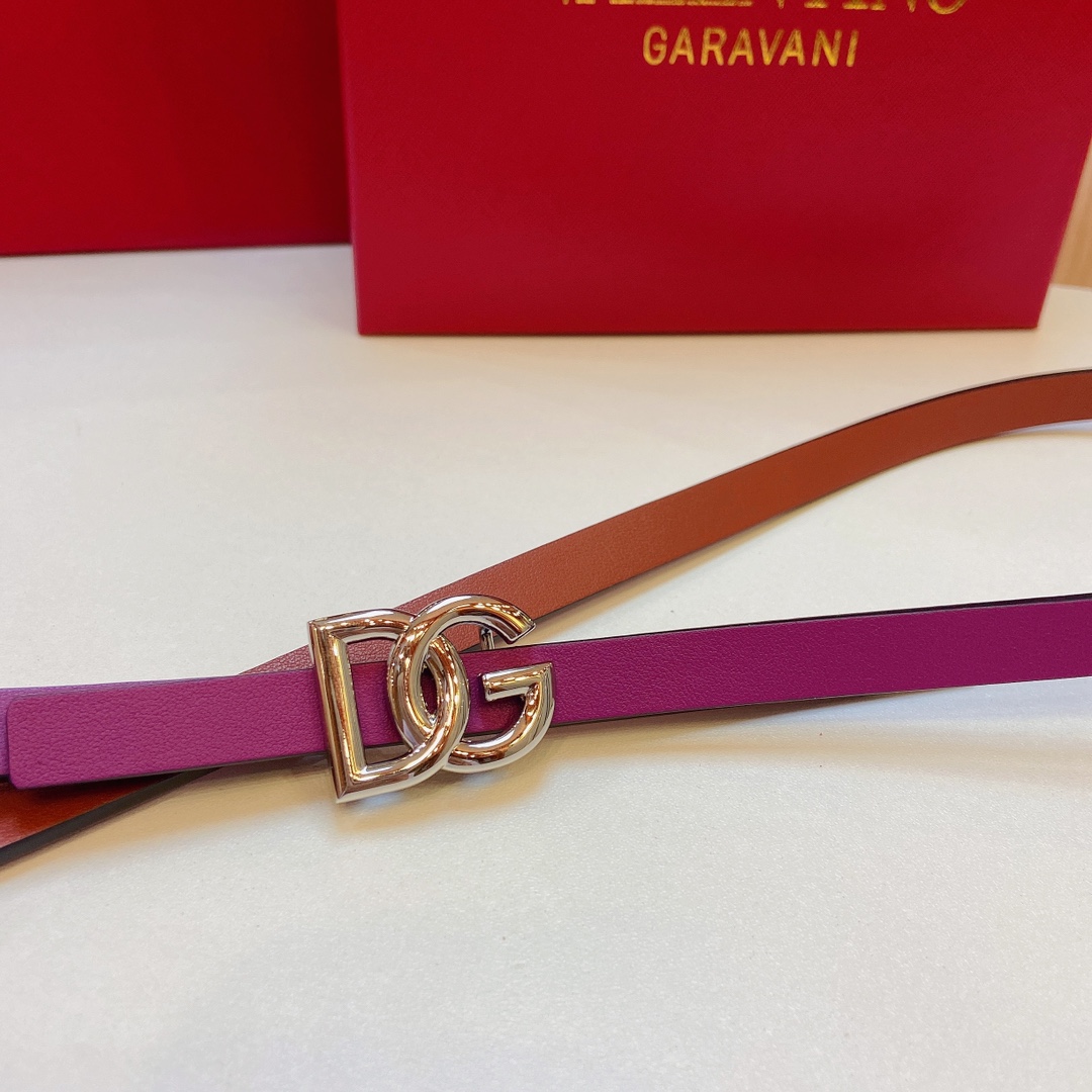 D&G Douga’s Double-Sided Calf Belt with DG Cross-Letter Prints – 1.5 cm Precision - 图片 2