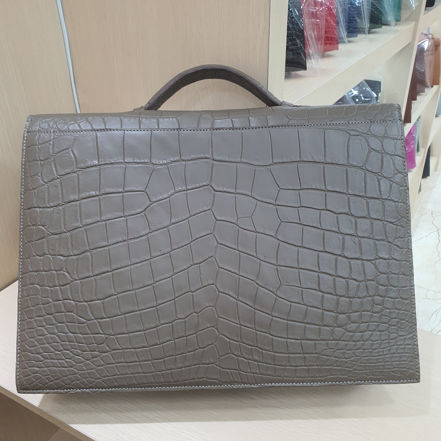 Briefcase Gray Crocodile Leather 37x27x8cm business