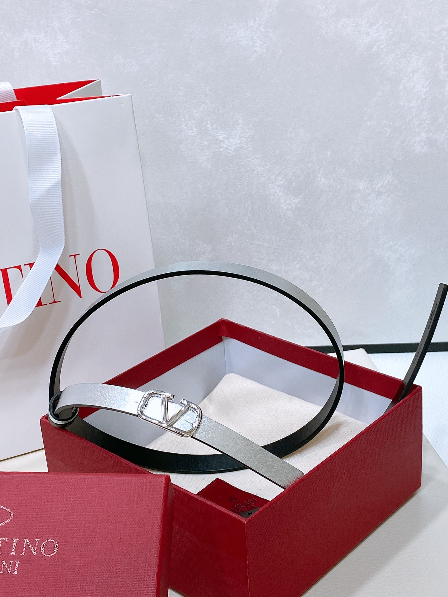 [Valentino Belts] Interior glossy calfskinWidth:1 cm