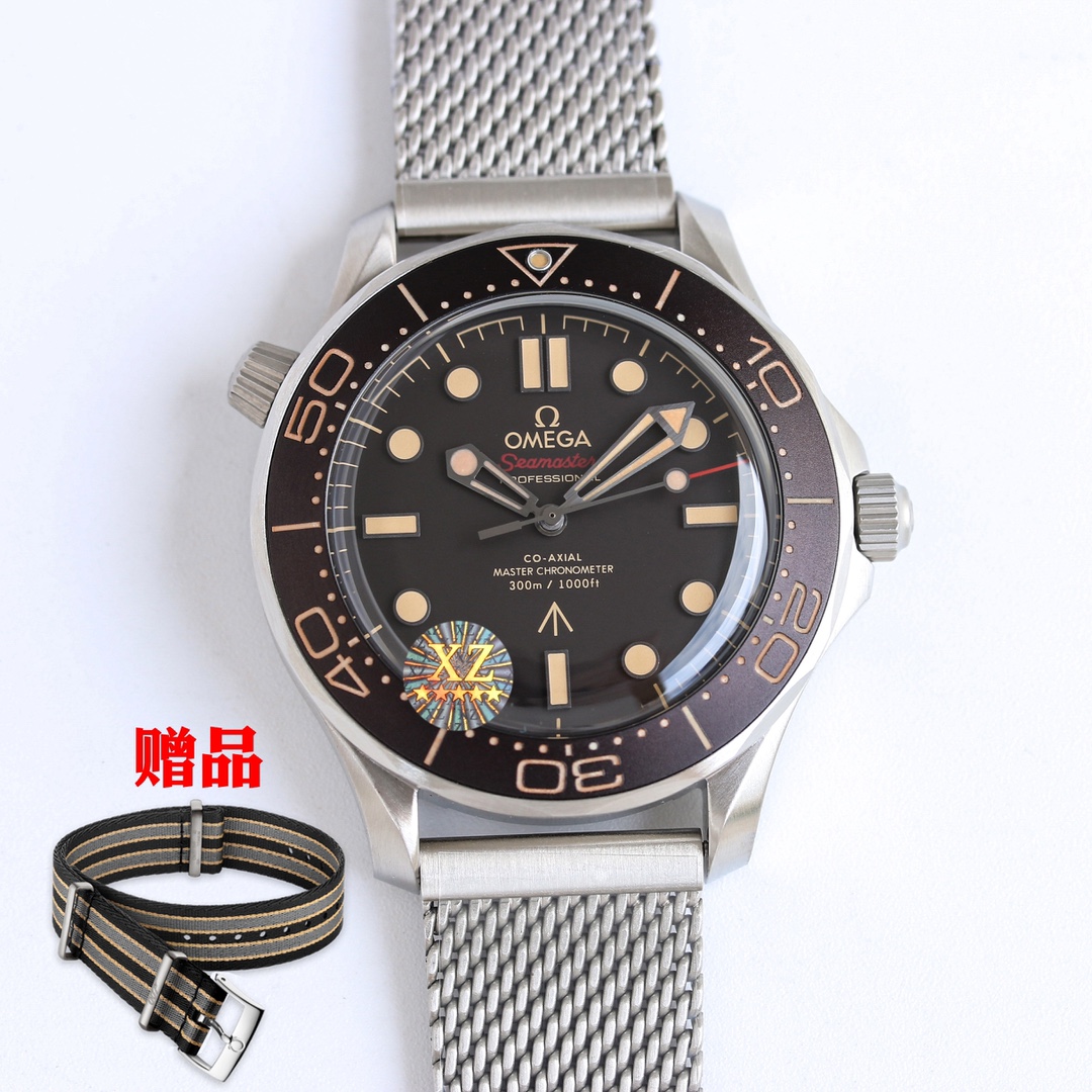 NO:393829,[Steel shell, titanium shell (for nylon belt)] V2 upgraded version ring mouth brown color!  The only anodized aluminum metal bezel and dial in the market!  The theme version of the 007 movie 'No Time to Die' - 'Seamaster Diver 300M 007 Edition', this watch was designed by OMEGA and Bond actor Daniel Graig. The retro and solid style is eye-catching. The 42mm case is also specially made of 2-level titanium metal. This material, which is often suitable for space technology, is strong and ultra-light, and has excellent wear resistance. The pot cover sapphire glass mirror is equipped with the exclusive development and custom replica 8806 integrated movement of AG Factory. AG Factory will take you to experience the original texture. Please be sure of the exclusive movement code 82186098. [XZ Factory is more perfect due to its strict quality!  】【XZ Factory, focusing on high-end】Welcome to reprint!  ,19860909[钢壳 钛壳（送尼龙带）] V2升级版圈口咖啡色！市场唯一阳极氧化铝金属表圈、表盘！007电影《无暇赴死》主题版腕表——「Seamaster Diver 300M 007 Edition」,这枚腕表由 OMEGA 与邦德演员 Daniel Graig 合作设计,复古而扎实的风格让人眼前一亮,42毫米表壳也特别使用2级钛金属打造,这种经常适用于太空科技的材料坚固、超轻,拥有出色的耐磨性.锅盖蓝宝石玻璃表镜.搭载AG厂独家研发定制复刻8806一体机芯.AG Factory,带您体验原装质感.请认准独家机芯编码82186098.【XZ厂因对品质因苛刻而更加完美！】【XZ厂,专注高端】欢迎转载！,,Watch