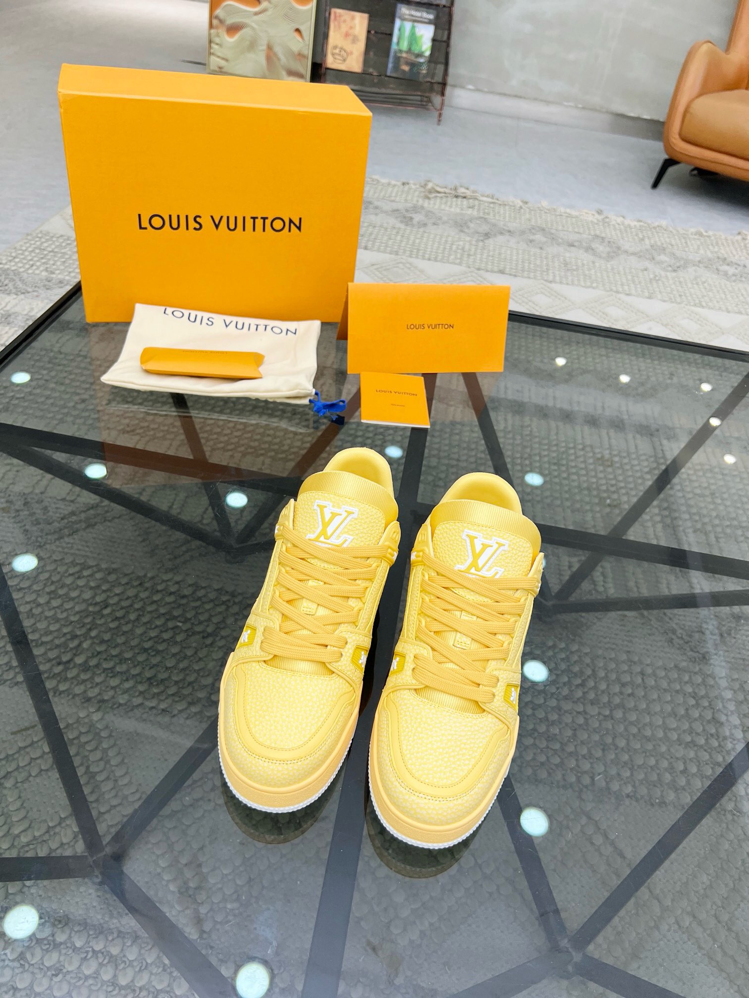 NO:219372,Brand LOUIS VUITTON original color matching code number 38-45 standard code price material new Louis Vuitton men casual shoes!  High-quality Labon craft upper is made of cowhide with original material LV Comfortable breathable mesh cloth Neli mesh cloth footbed style Simple and atmospheric LV original outsole, Louis Vuitton, louis vuitton, louis vuitton, louis vuitton, louis vuitton, cowhide19860909品牌LOUIS VUITTON 颜色原版配色 码数38-45标准码 价格 材质路易威登新款 男士 休闲鞋！高品质拉邦工艺鞋面采用牛皮搭配原版材质LV 舒适透气网布内里网布垫脚版型时尚 简单大气LV原版大底,路易威登,louis vuitton,louis vuitton,louis vuitton,cowhide,Men's shoes