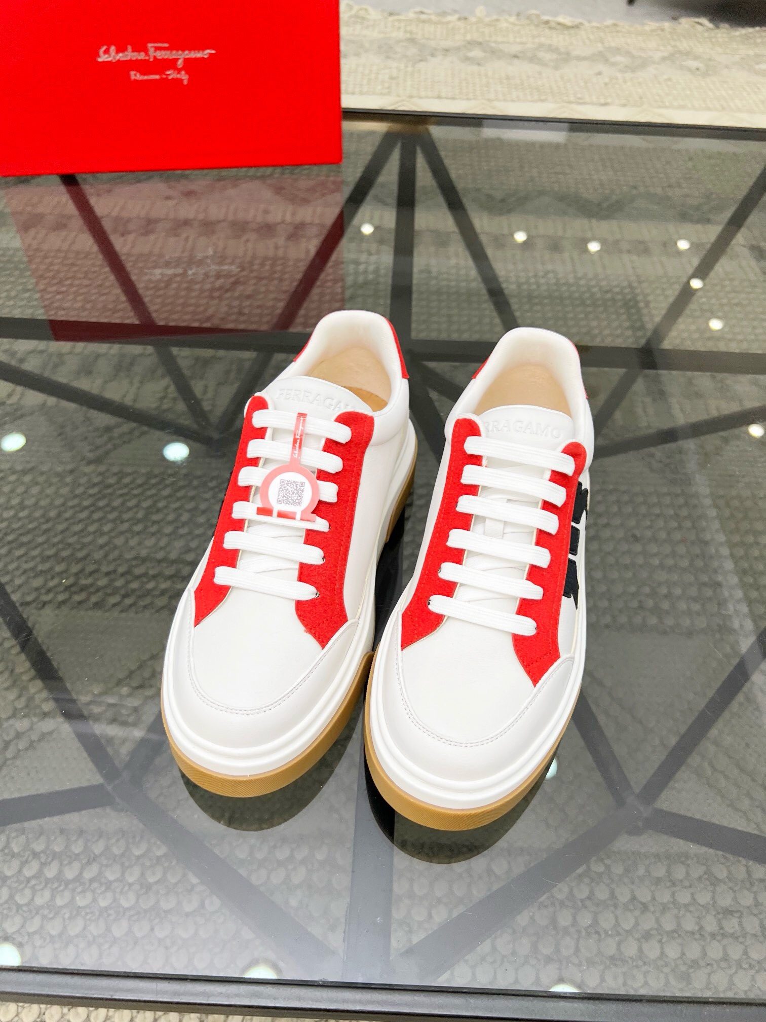 NO:219369,Brand Ferragamo Color original color matching Number 39-44 Customized 38.45 Price Material Ferragamo New product launch top version Original single quality regular shoe factory fashion trendy upper cowhide making luxury cowhide foot pad original Ferragamo outsole high-end quality worth owning, Ferragamo casual shoes, ferragamo, ferragamo, cowhide19860909品牌Ferragamo 颜色原版配色 码数39-44定做38.45 价格 材质菲拉格慕新品上市顶级版本 原单品质正规鞋厂出品时尚潮流范鞋面牛皮制作奢华牛皮垫脚原版菲拉格慕大底高端品质值得拥有,菲拉格慕 休闲鞋,ferragamo,ferragamo,cowhide,Men's shoes