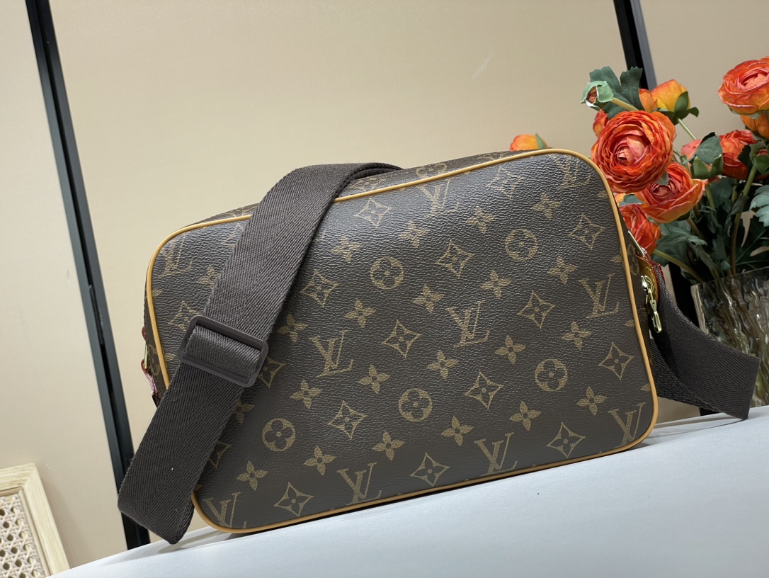 Bottega Veneta Rare edition counter new product [REPORTER second-hand crossbody bag] M45254 presbyopia (double pull)