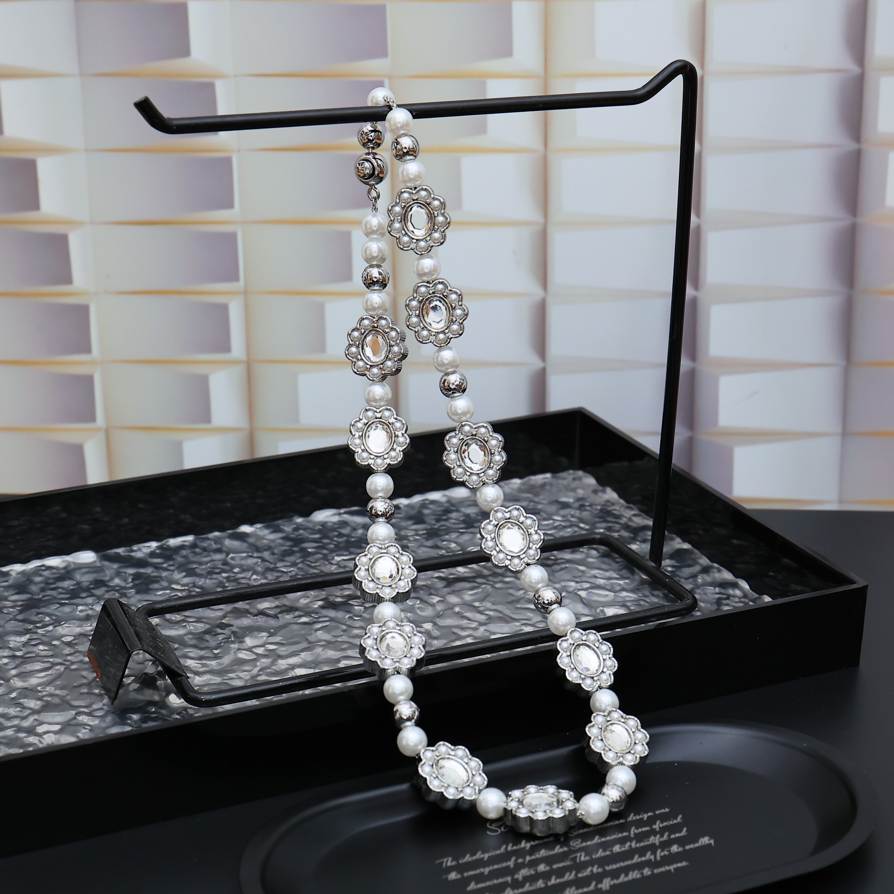 Louis Vuitton Jewelry Necklaces & Pendants Silver Yellow Unisex