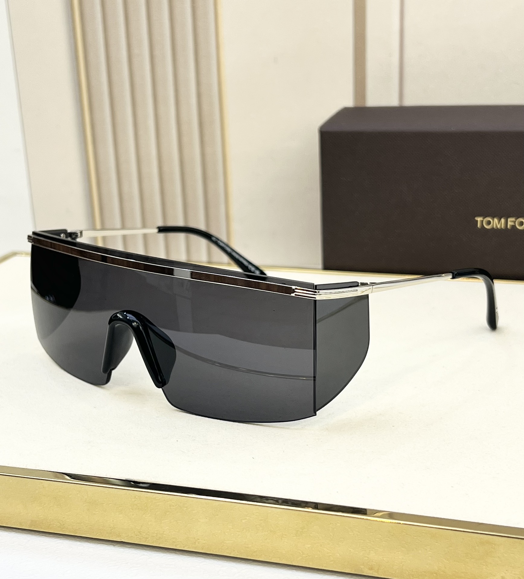 TOMFOR*MODELFT0980SIZE139口115