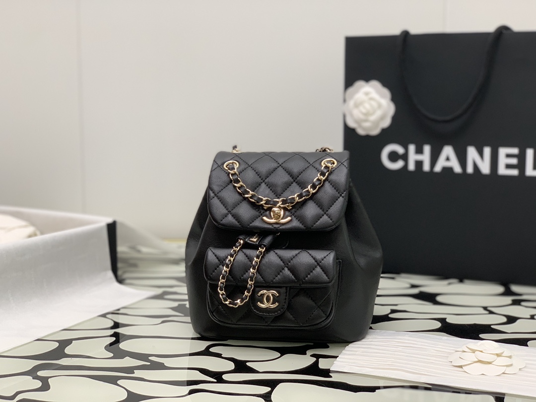 Mochila DUMA de piel de vacuno fetal 24p tamaño pequeño en stock, mochila para mujer. Me enamoré de esta piel de oveja …
